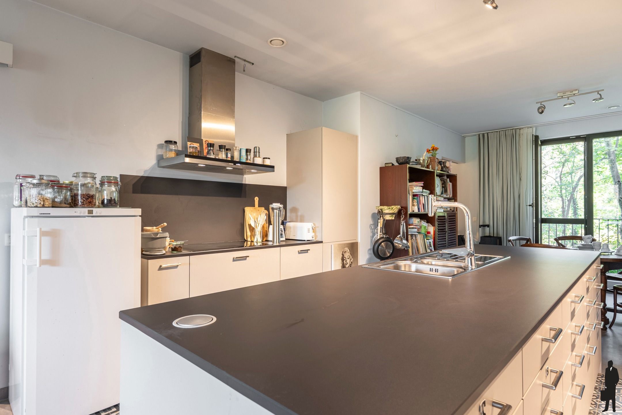 Modern gelijkvloers appartement met ruim terras  foto 8