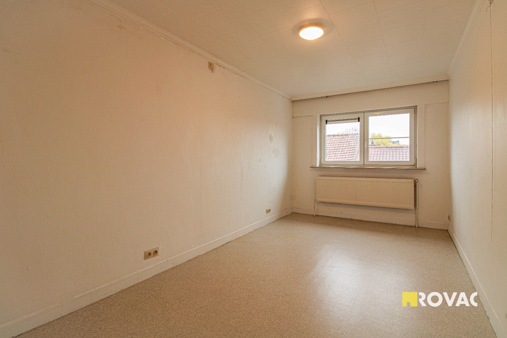 Éénslaapkamer appartement op de 2e verdieping met garage - gelegen op 500 meter van centrum!  foto 8