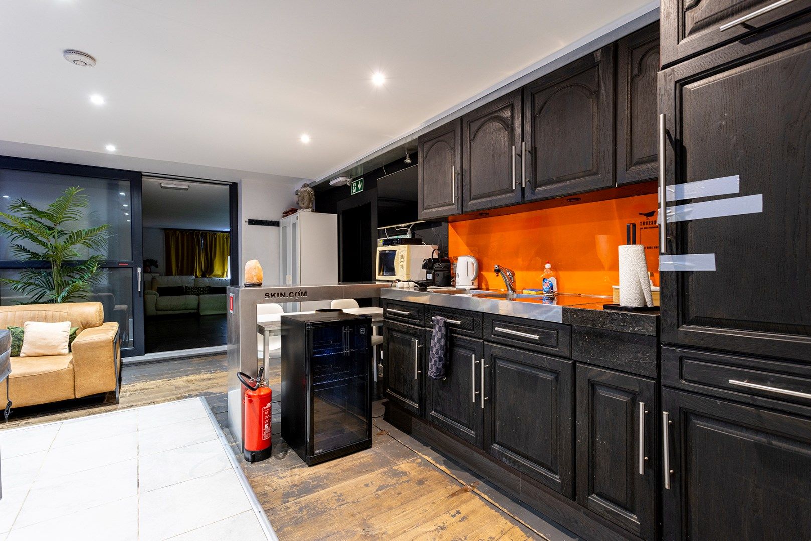 BUITENKANS! Handelspand van 101m² te koop op de Italiëlei foto 10