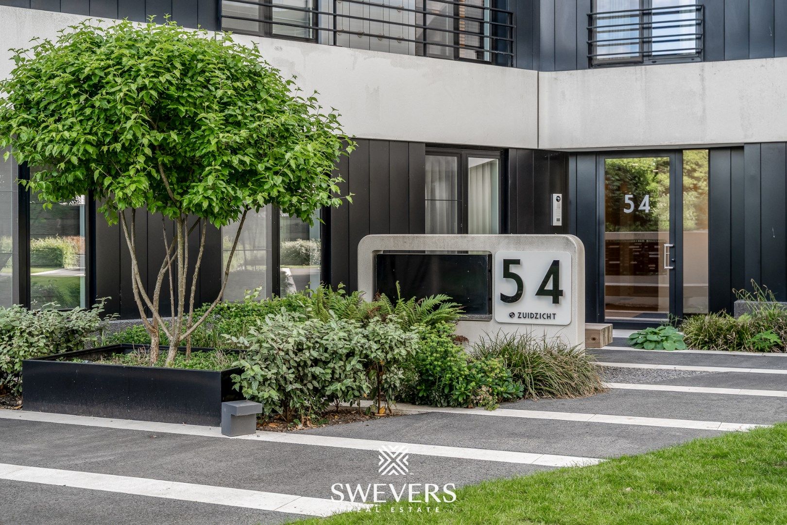 Exclusief penthouse ( 197 m2) met ruim terras ( 187 m2 ) en zwembad in residentie Zuidzicht te Hasselt foto 31