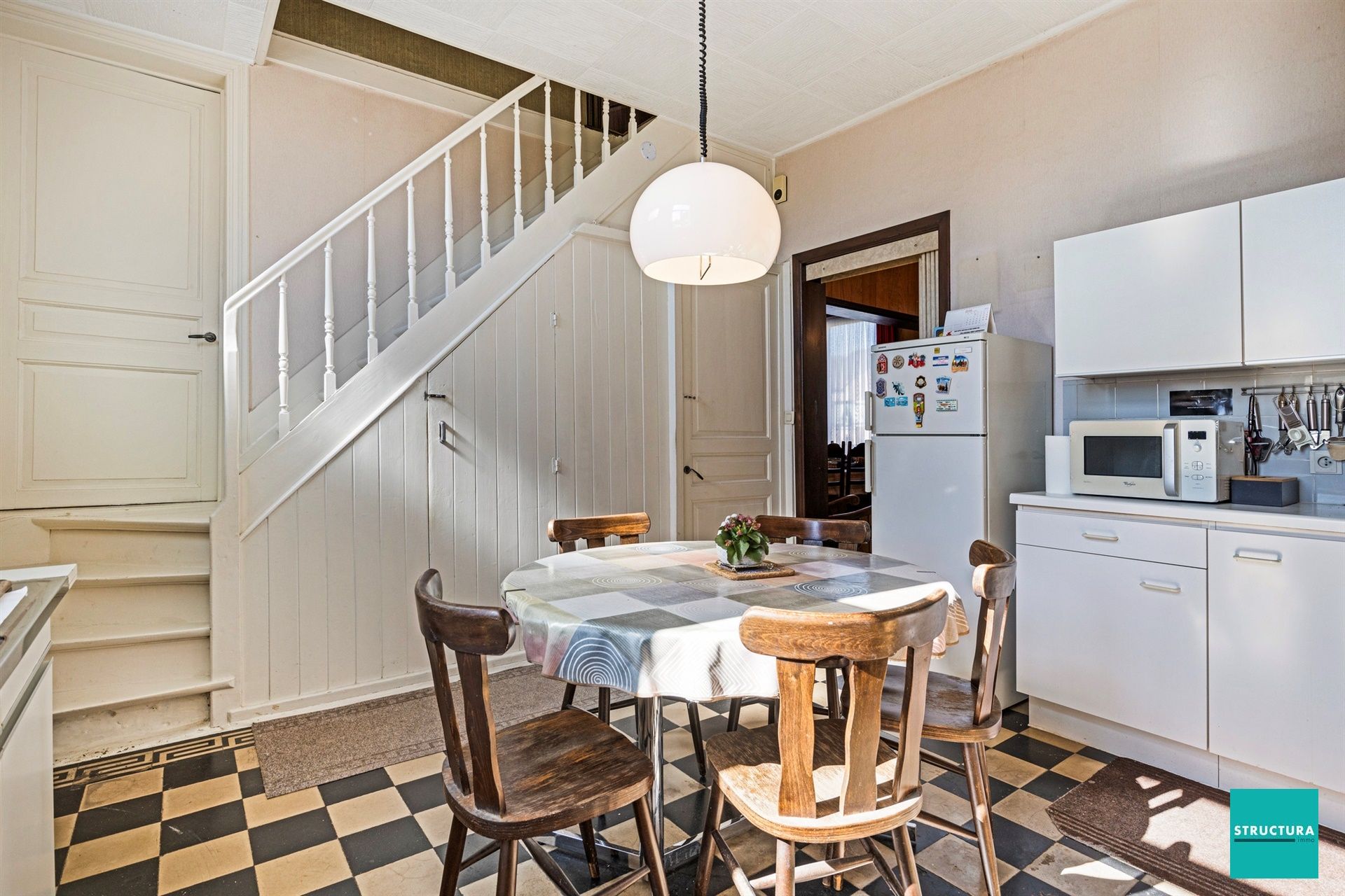Woning met 5 kamers op terrein van 14a76ca foto 6