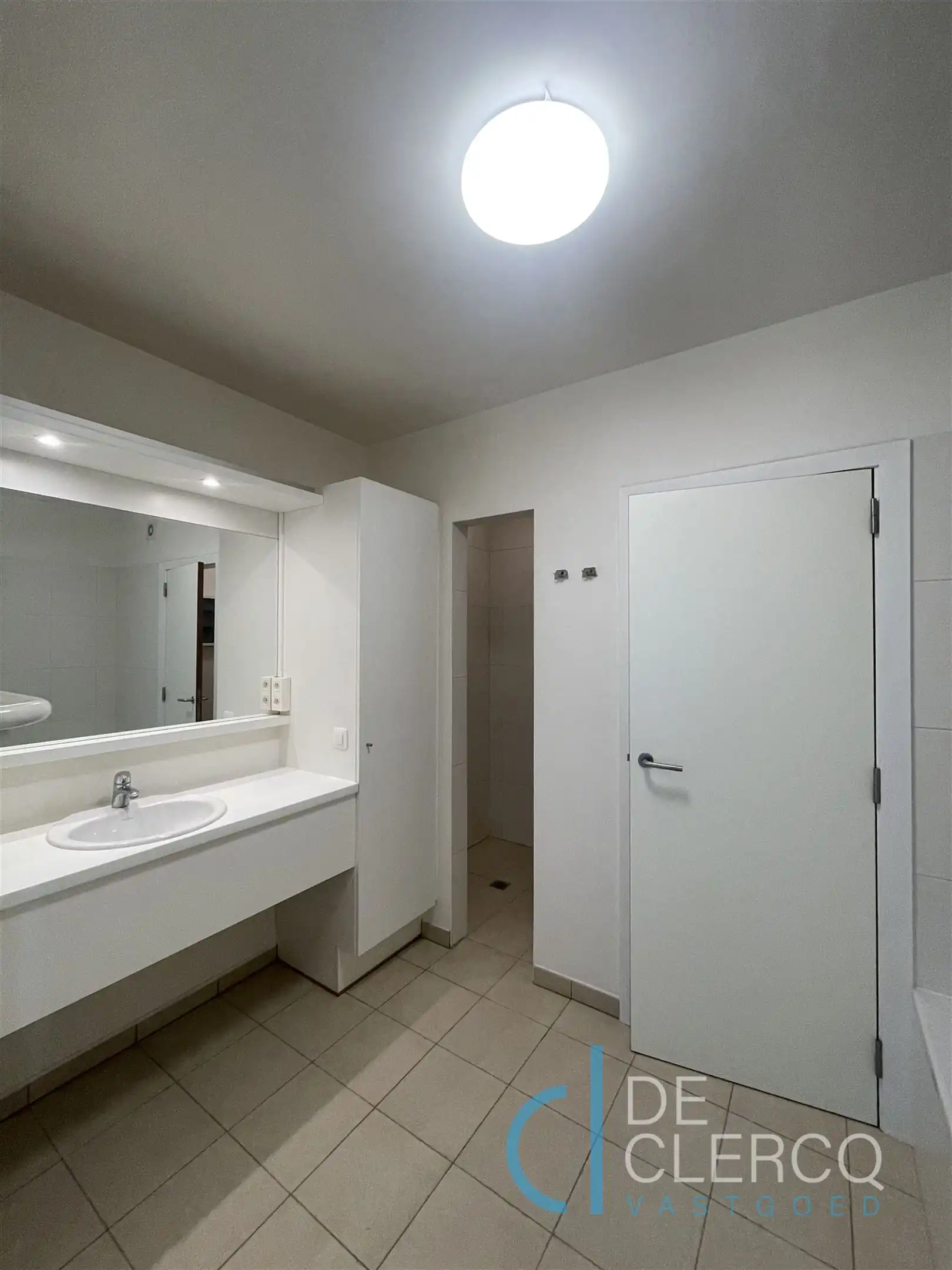 Appartement te huur met terras in centrum Lochristi!  foto 5