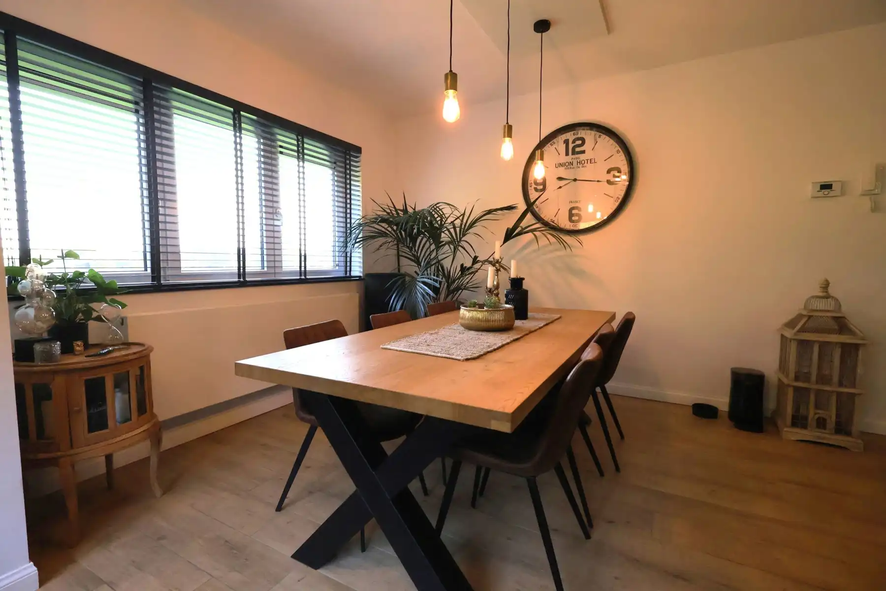 Instapklaar en lichtrijk hoekappartement met 3 slaapkamers foto 5