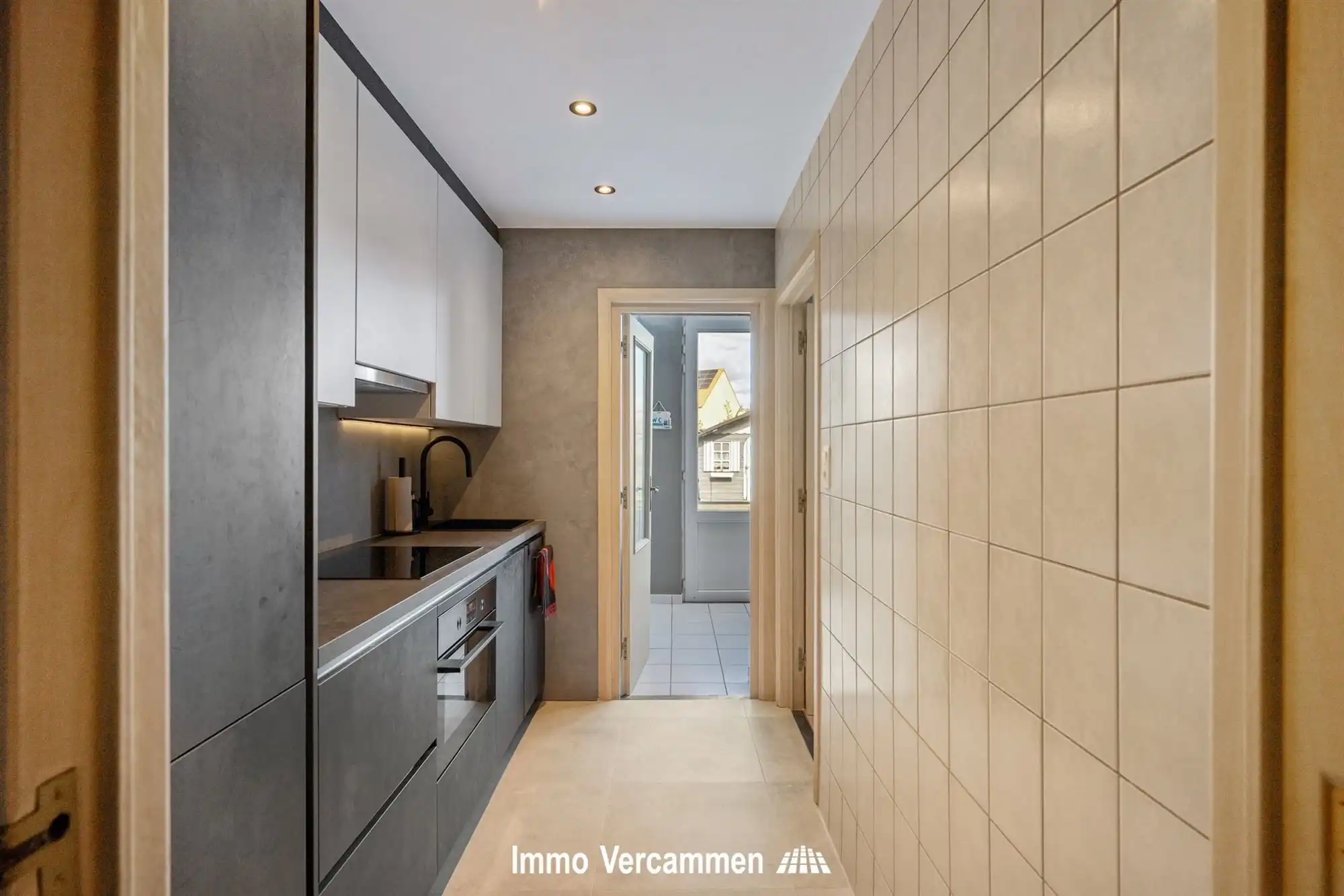 Charmante woning met heel wat potentieel te Duffel foto 5
