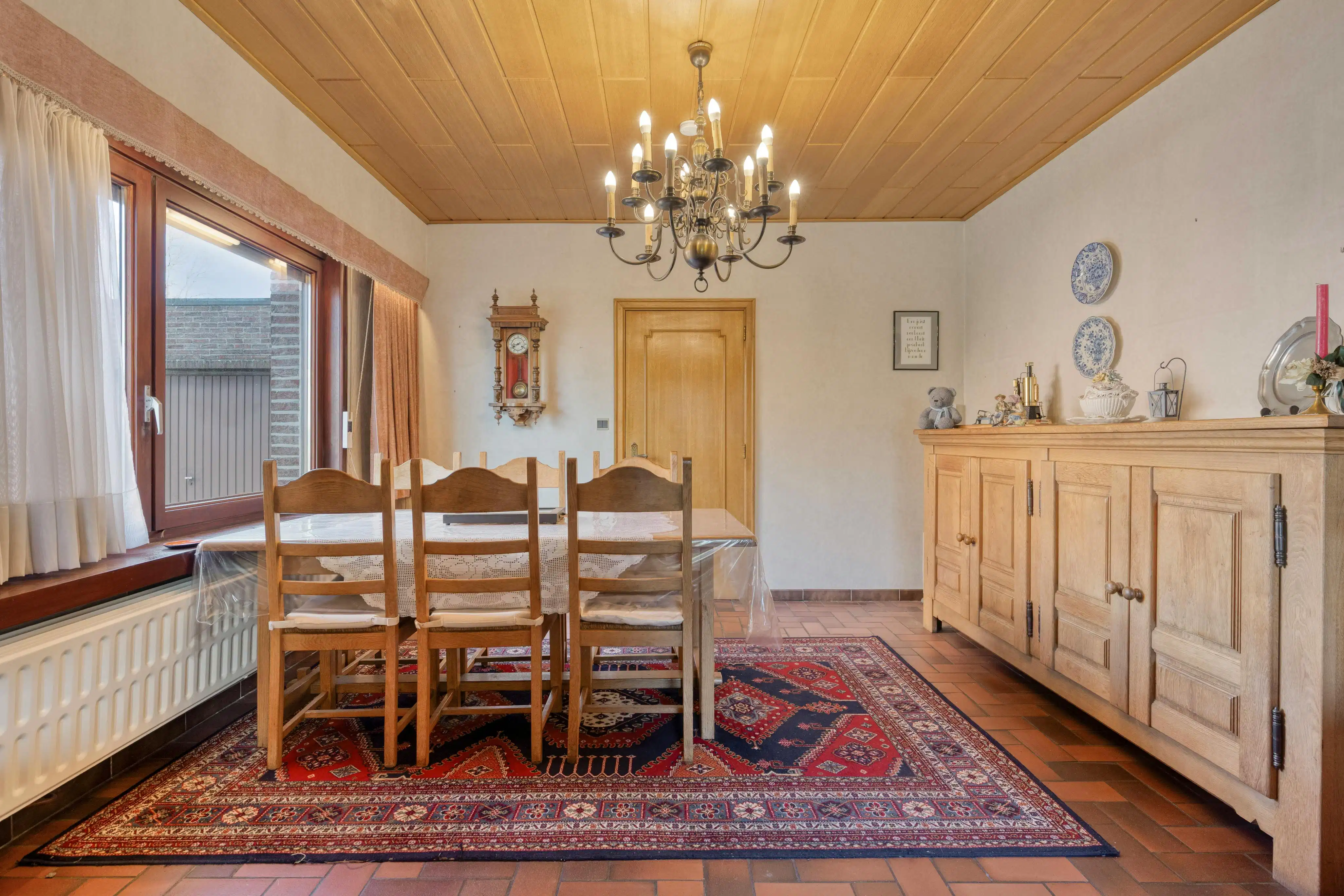 Woning op 917 m² met extra bouwmogelijkheden in Brasschaat foto 8