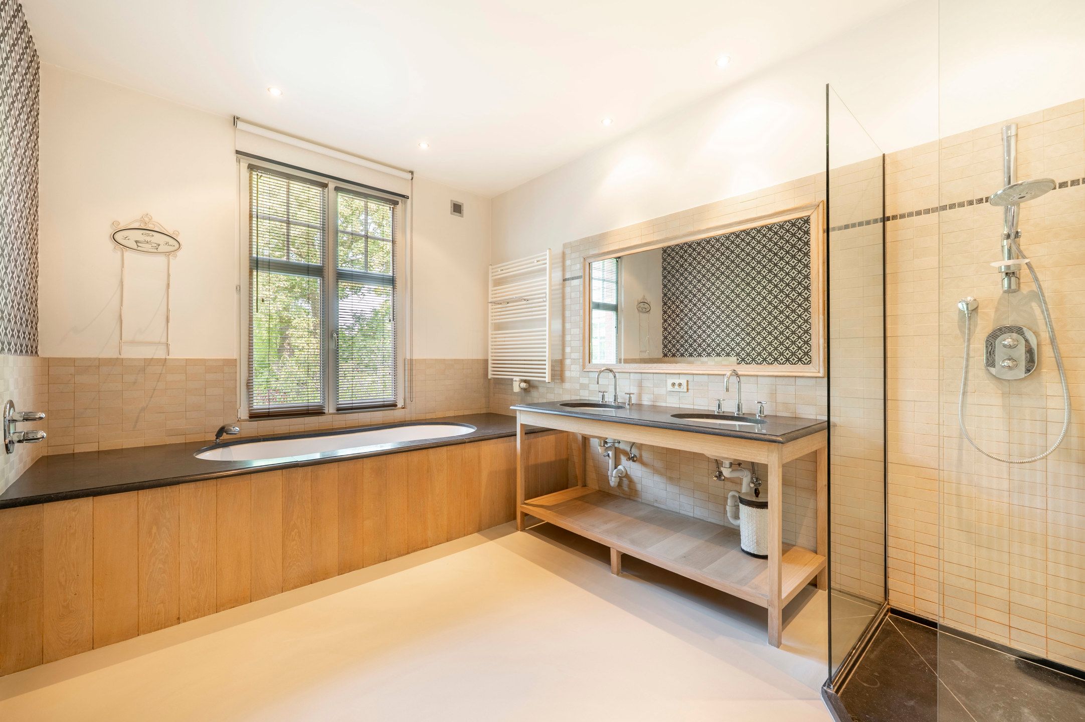 EDEGEM - Exclusieve villa met parktuin en zwemvijver foto 15