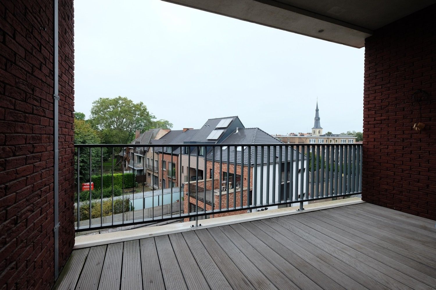 Leuk één slaapkamerappartement met autostaanplaats te huur foto 4