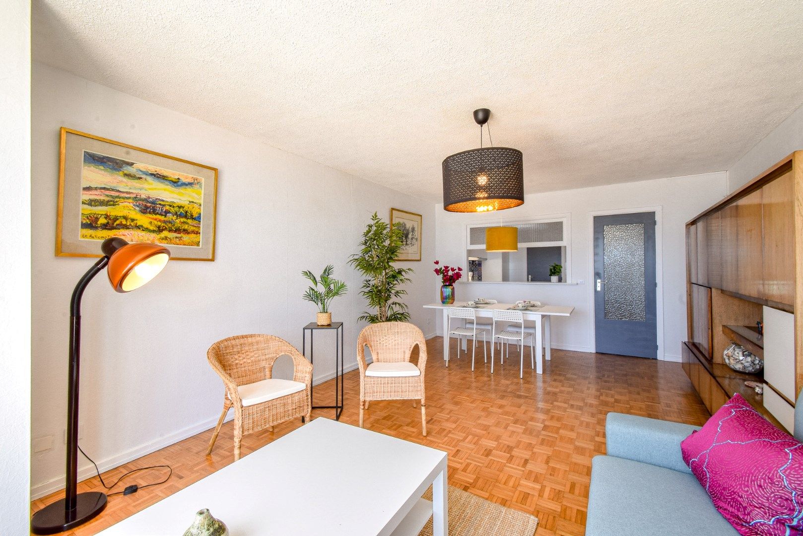 Instapklaar appartement met frontaal zeezicht foto 2