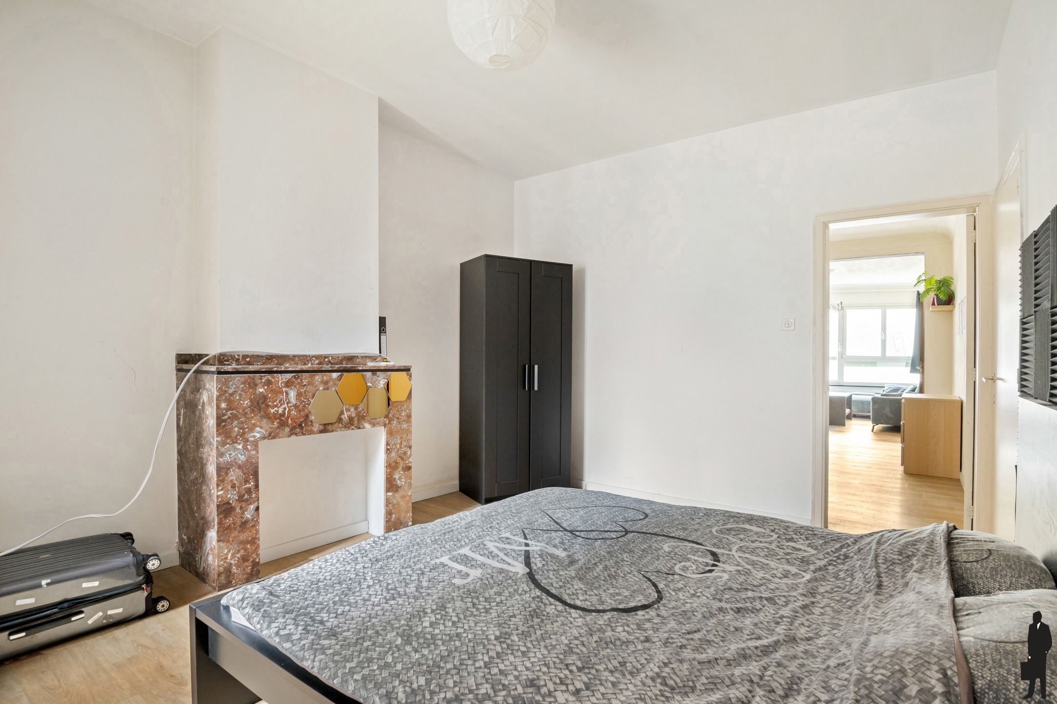 Uniek appartement met frontaal zicht op de kathedraal foto 13