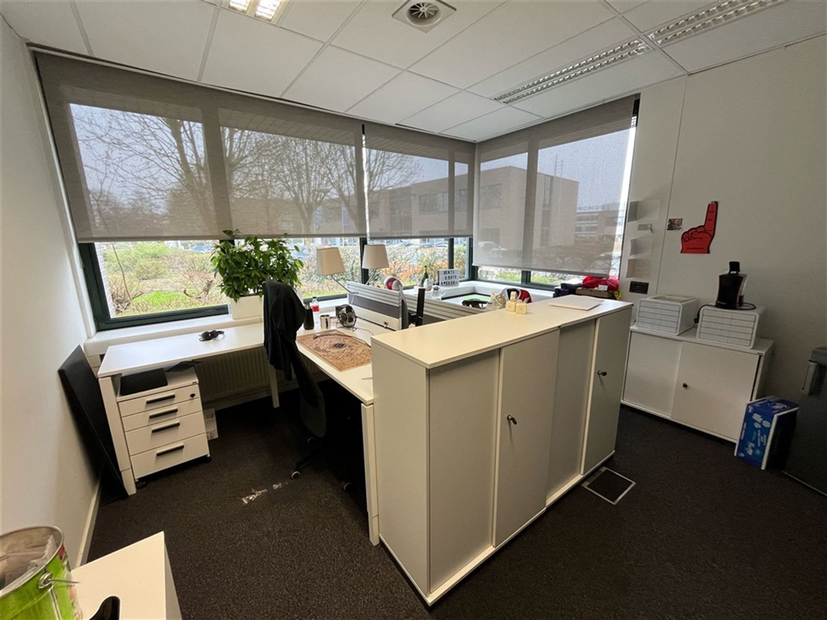 Instapklaar kantoor gelegen in Kontich foto 16