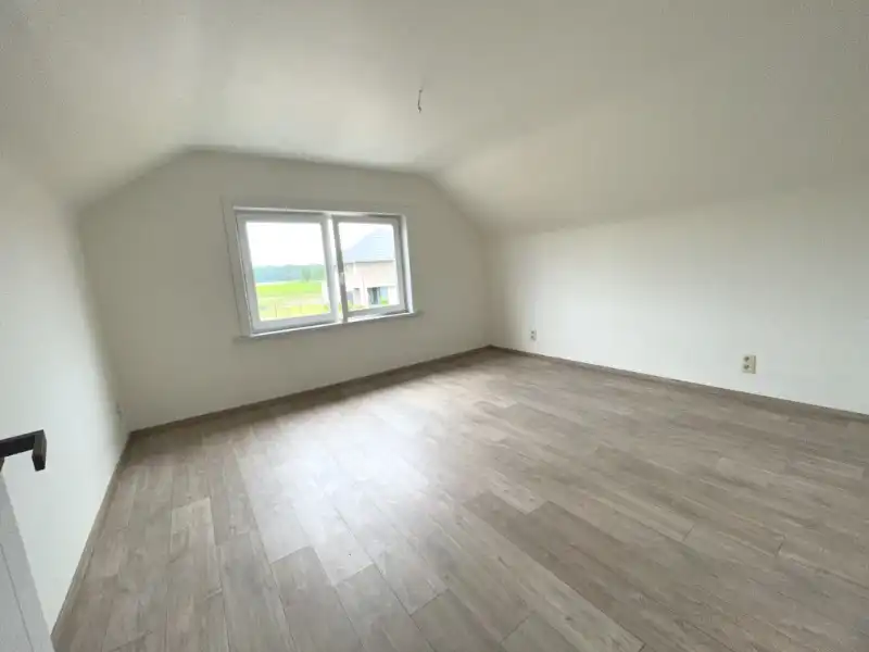 Gerenoveerde woning 2 slpks! foto 14