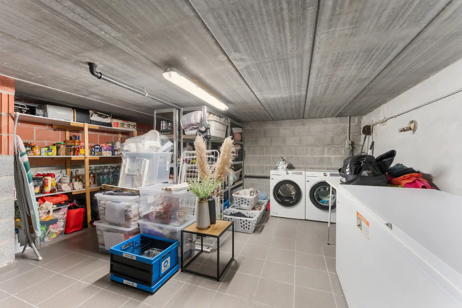 Instapklare woning  met 4 slpk, garage en stadstuin foto 19