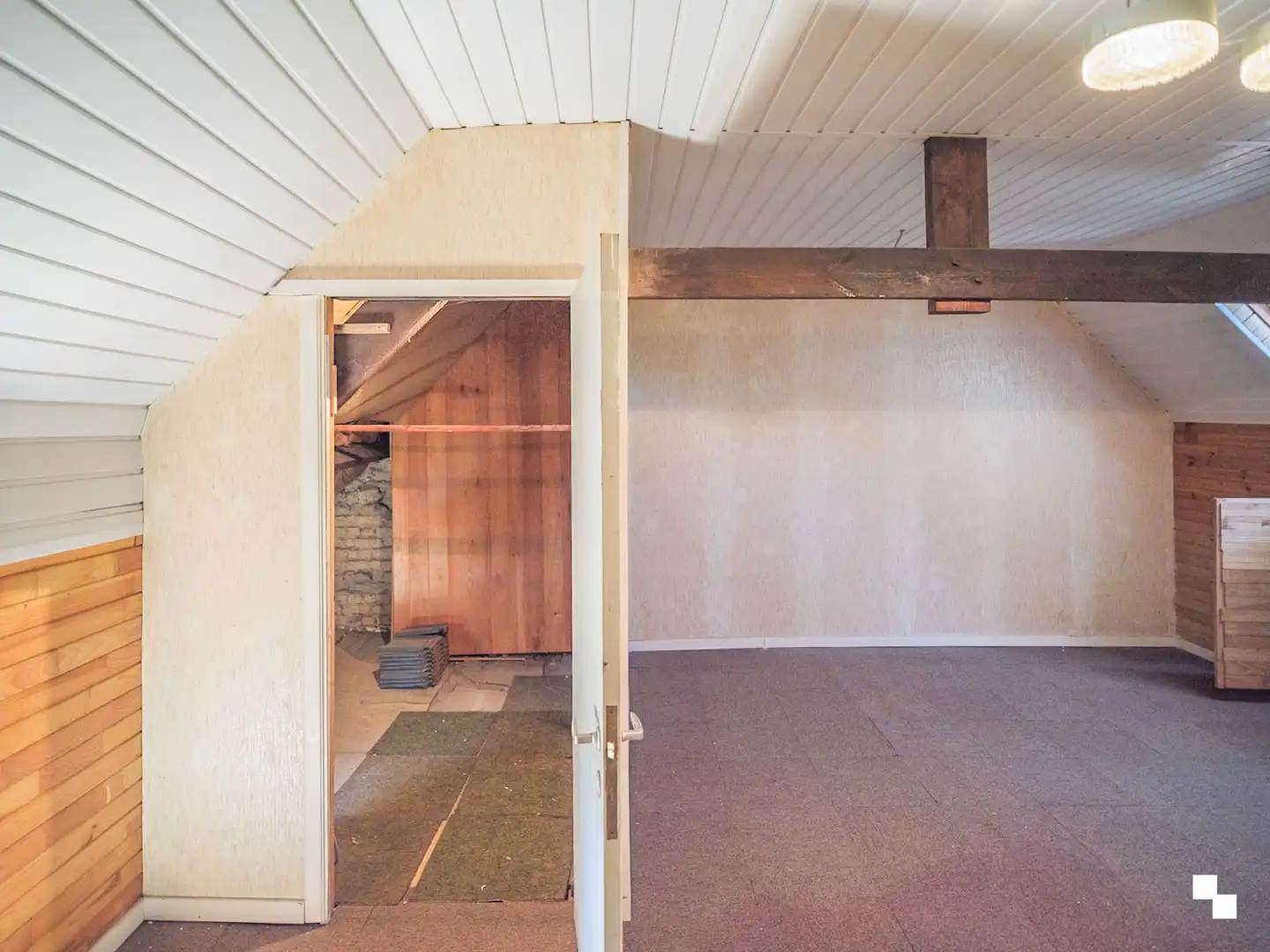 Te renoveren woning met gezellige tuin in het hart van Merelbeke foto 16