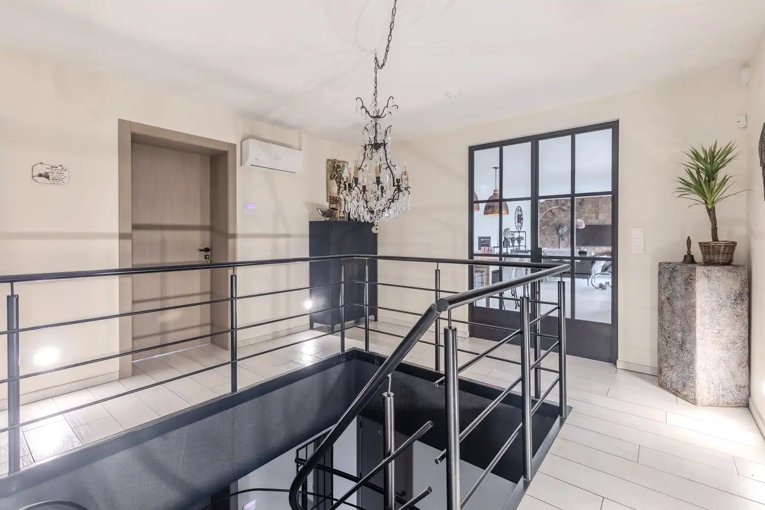 Multifunctioneel industriecomplex met woongelegenheid op topligging te Lanaken foto 22