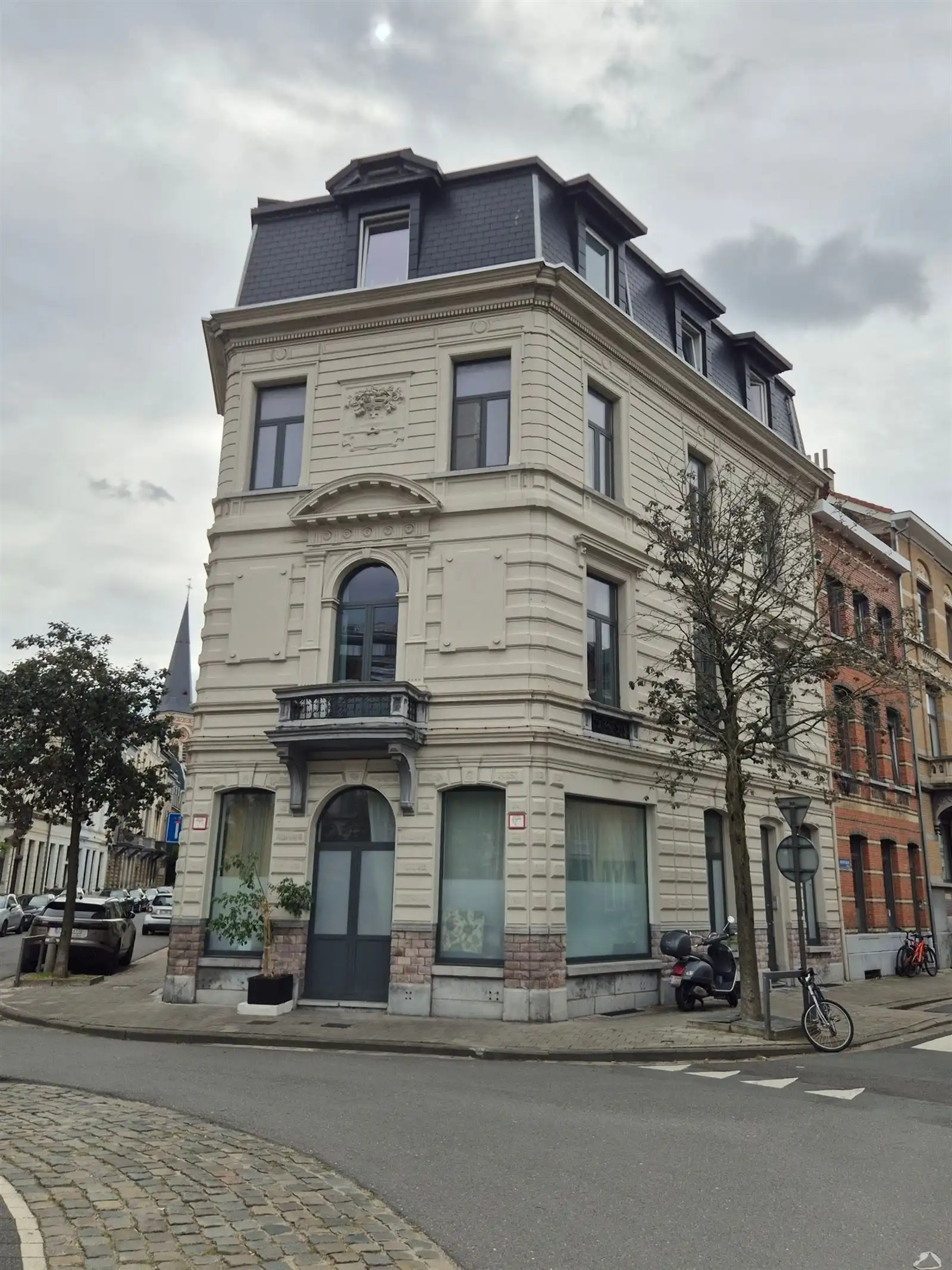 1-slpk Appartement aan de bruisende Dageraadplaats foto 8