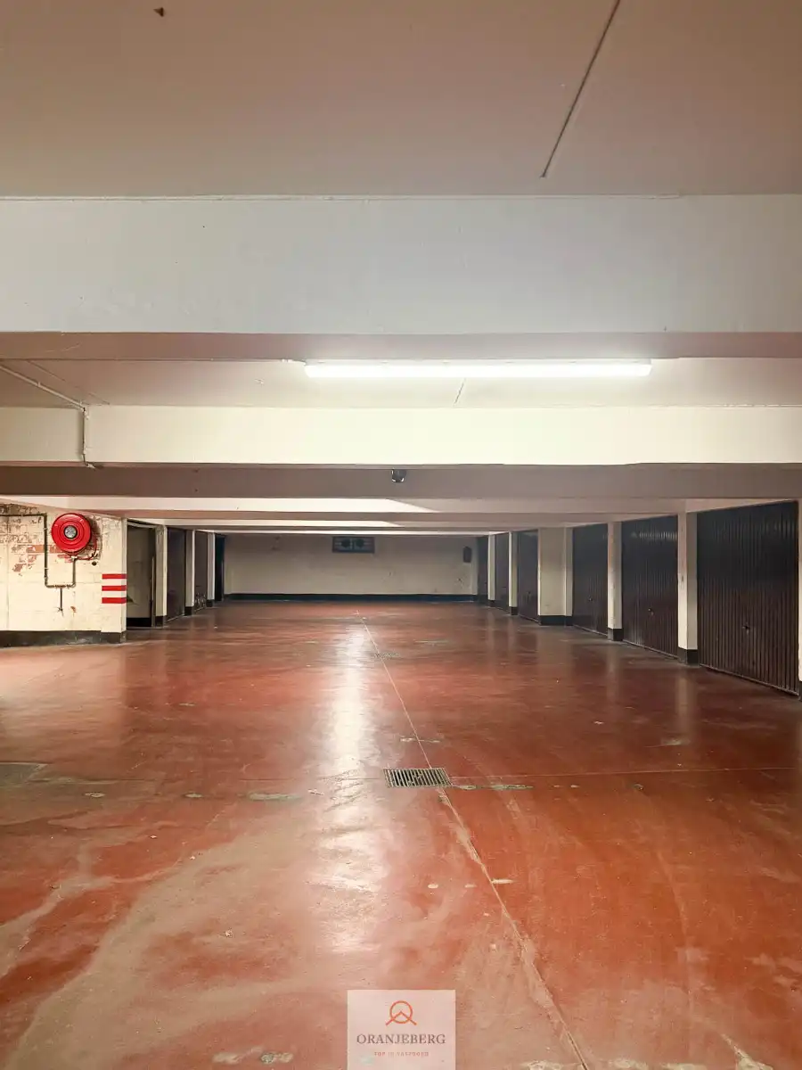 Garagebox Coupure Links, Gent foto 7