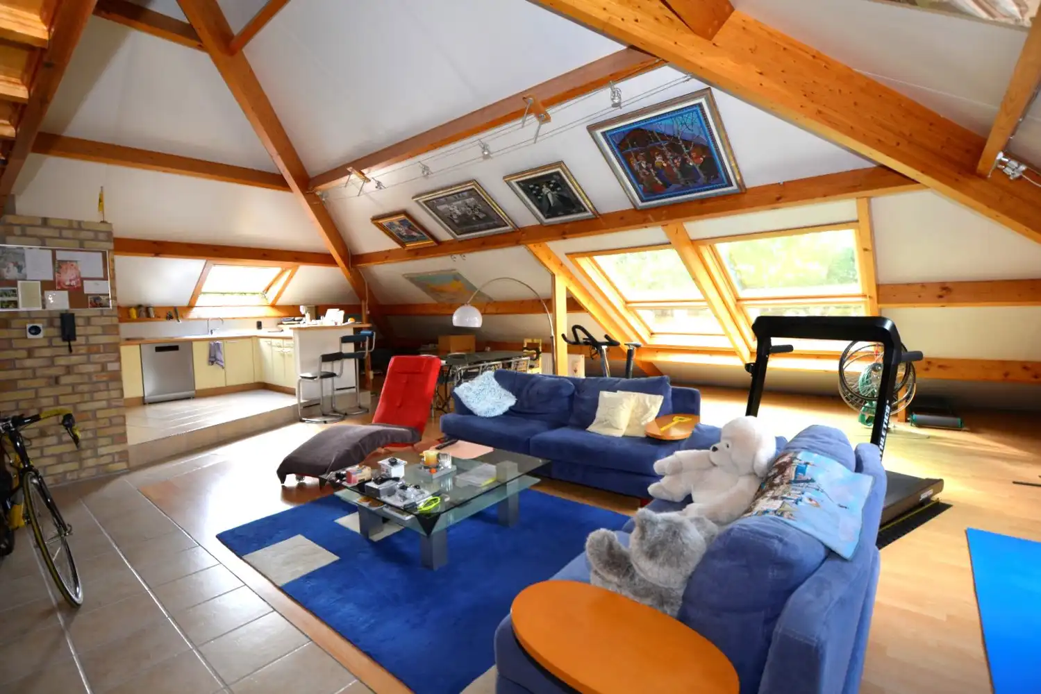 VERZORGD KANTOORGEBOUW MET PARKING! foto 18