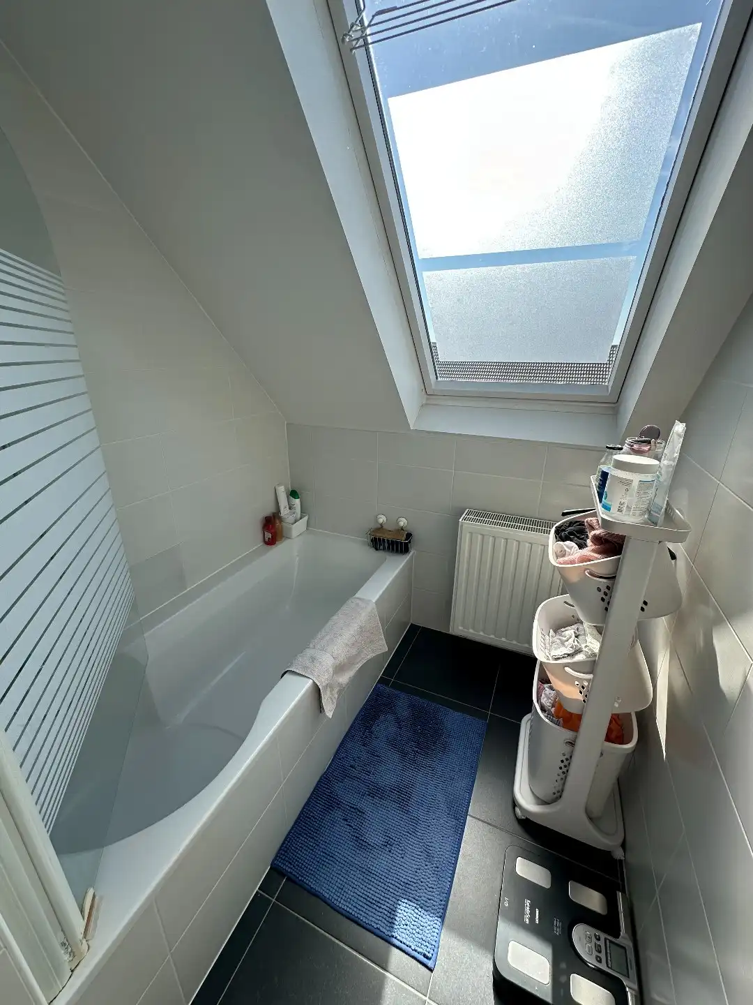 Instapklaar 2-slp appartement met terras én garage, Torhout Wijnendale foto 15