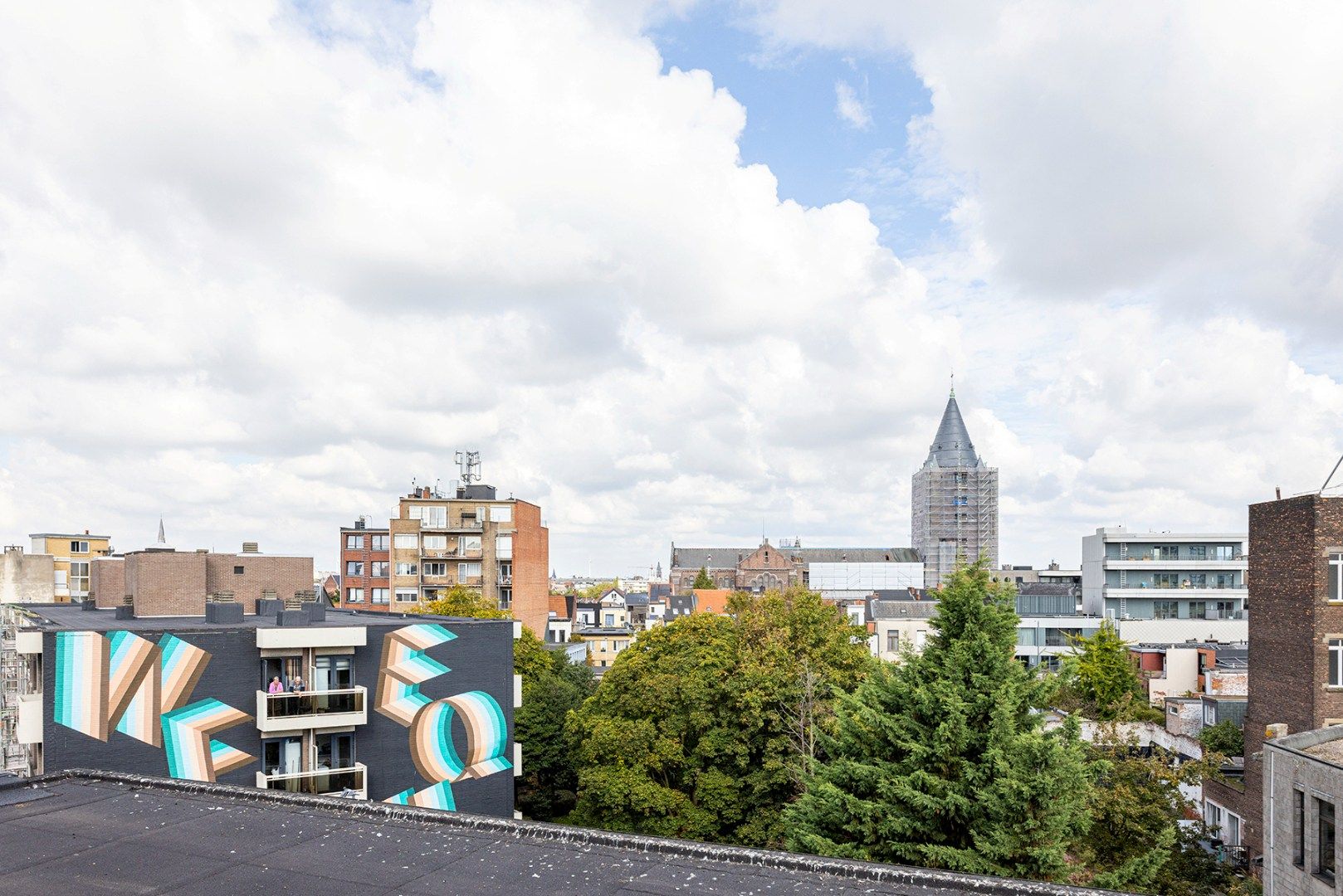 Penthouse (vernieuwbouw) gelegen op de 5de verdieping nabij Roma! foto 13