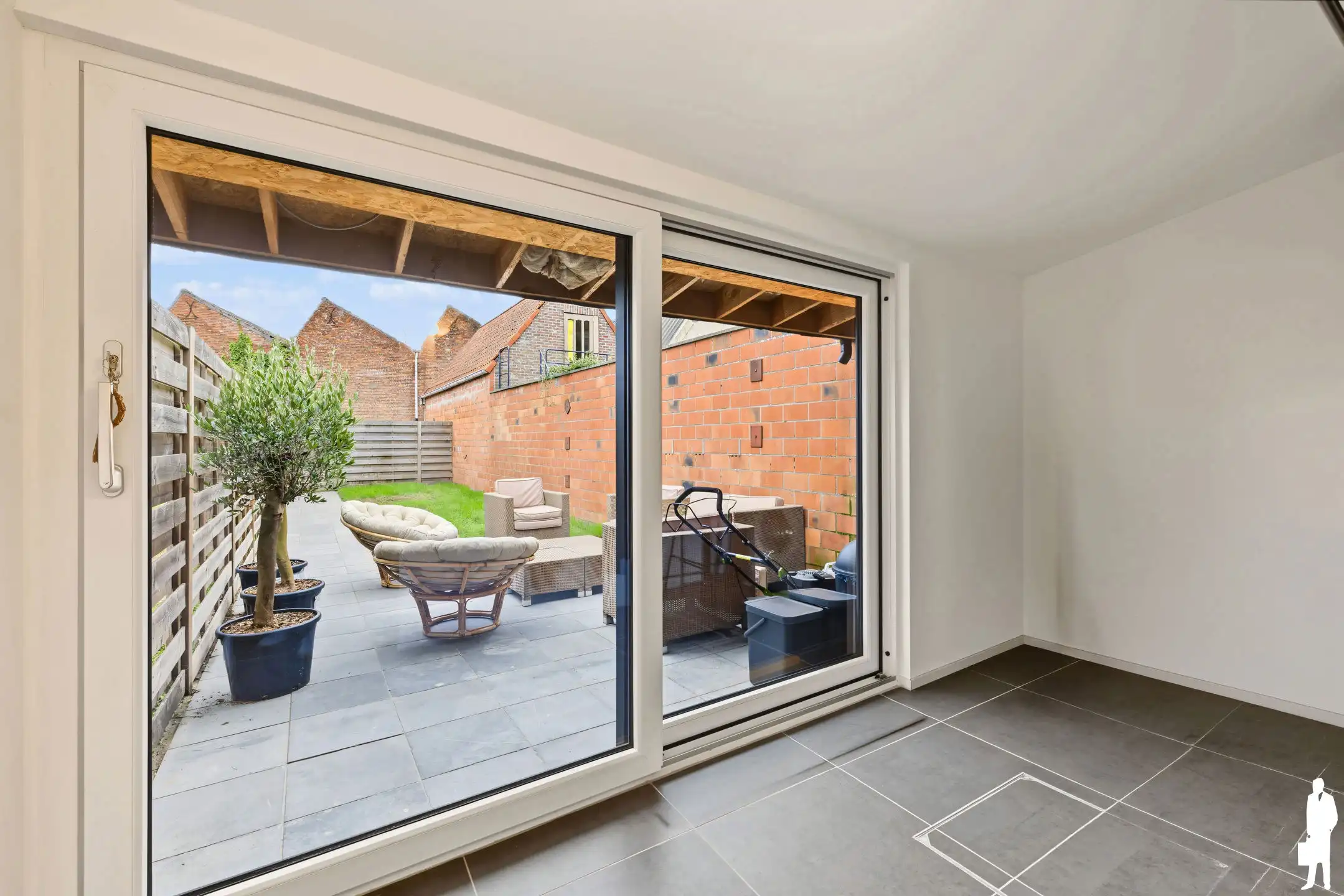 Instapklare woning met zonnige tuin in Hamme foto 15