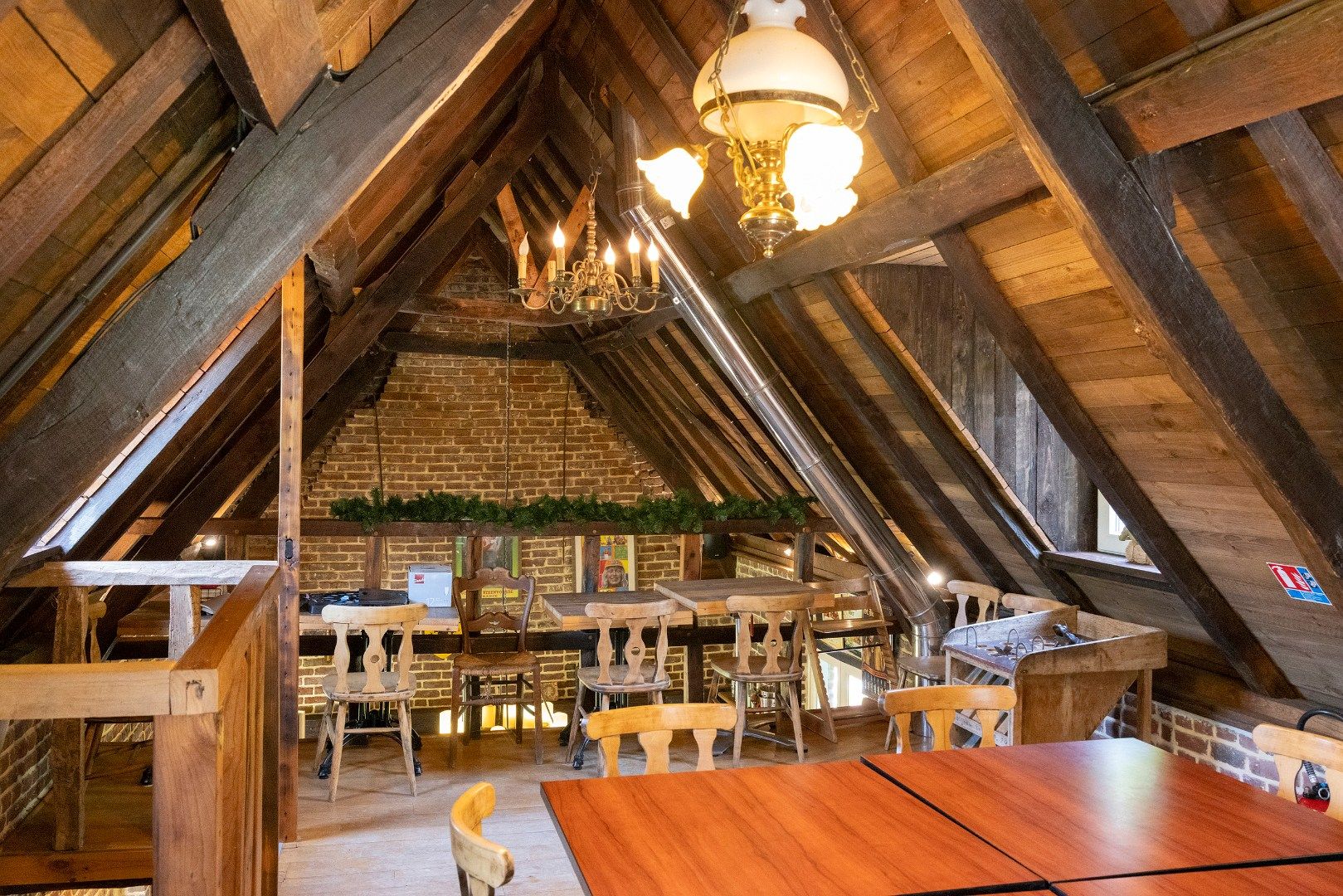 DOMEIN  MET 5 VAKANTIEWONINGEN, EEN ESTAMINET EN EEN VILLA foto 17