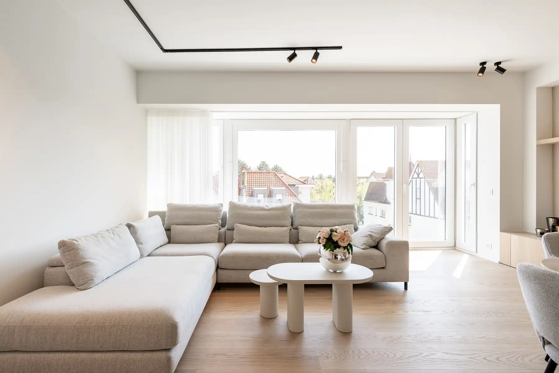 Luxueus gerenoveerd en lichtrijk appartement - Zoute foto 3