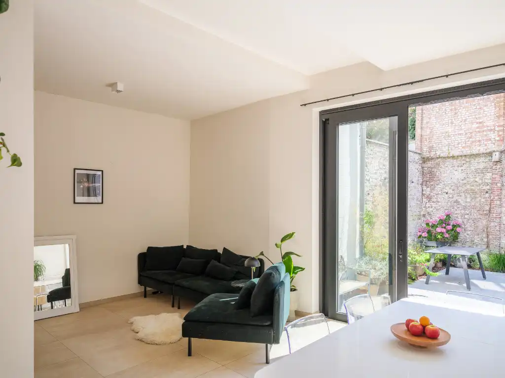 Centrum Gent - Instapklare burgerwoning met 4 slaapkamers, 2 badkamers, stadstuin en inpandig terras op een bijzonder centrale ligging. foto 10