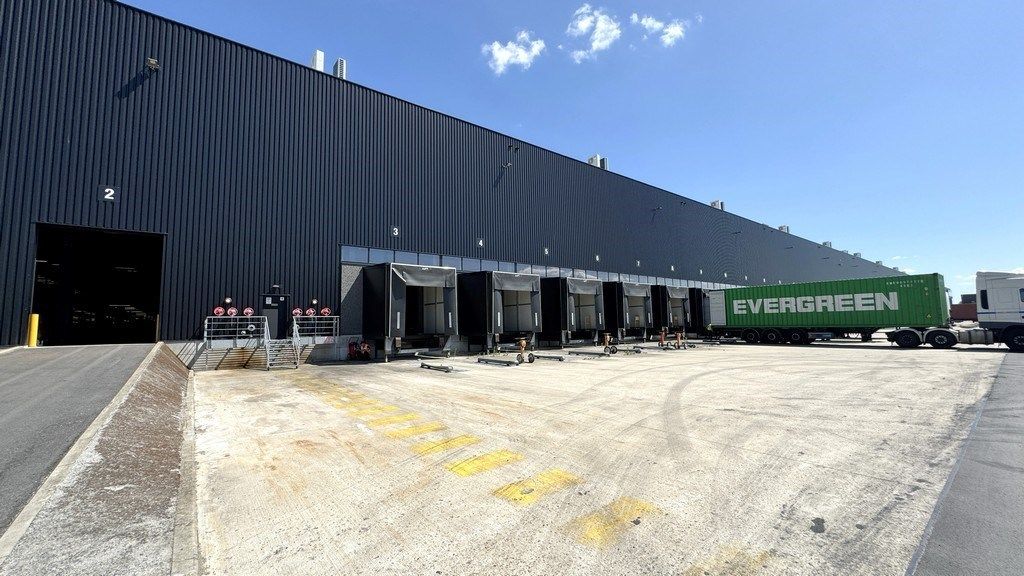 Logistieke loods te huur in IZ De Hulst Willebroek foto 2