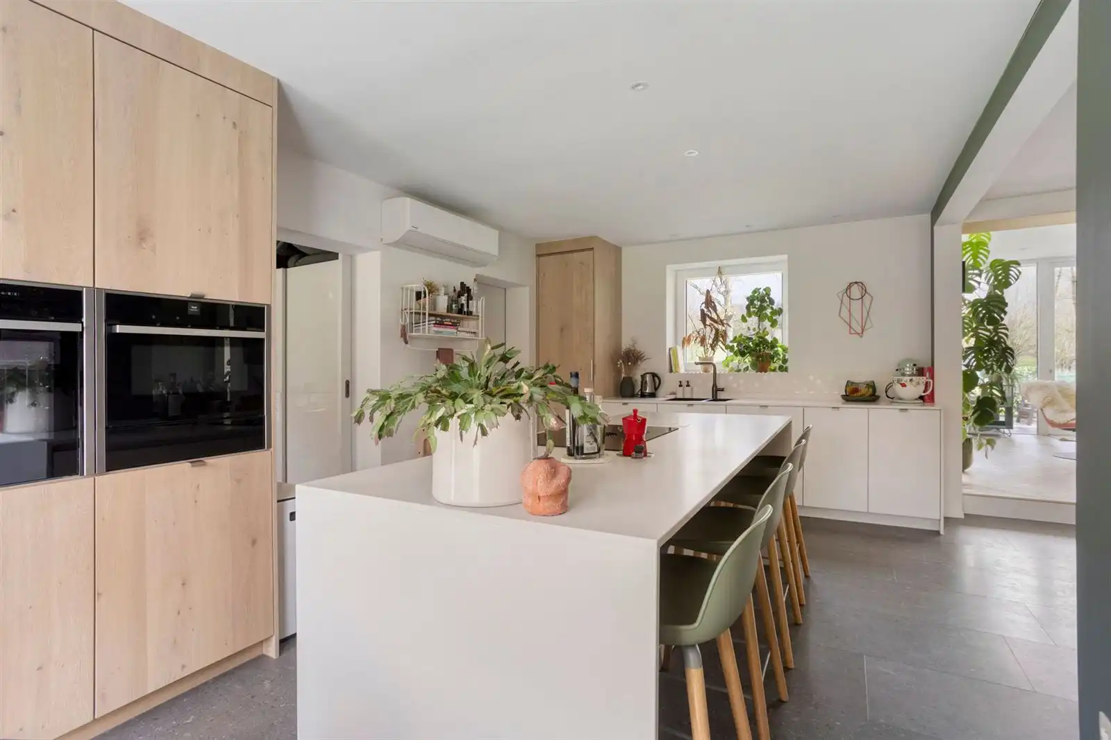 Landelijke, instapklare woning met energielabel A! foto 12