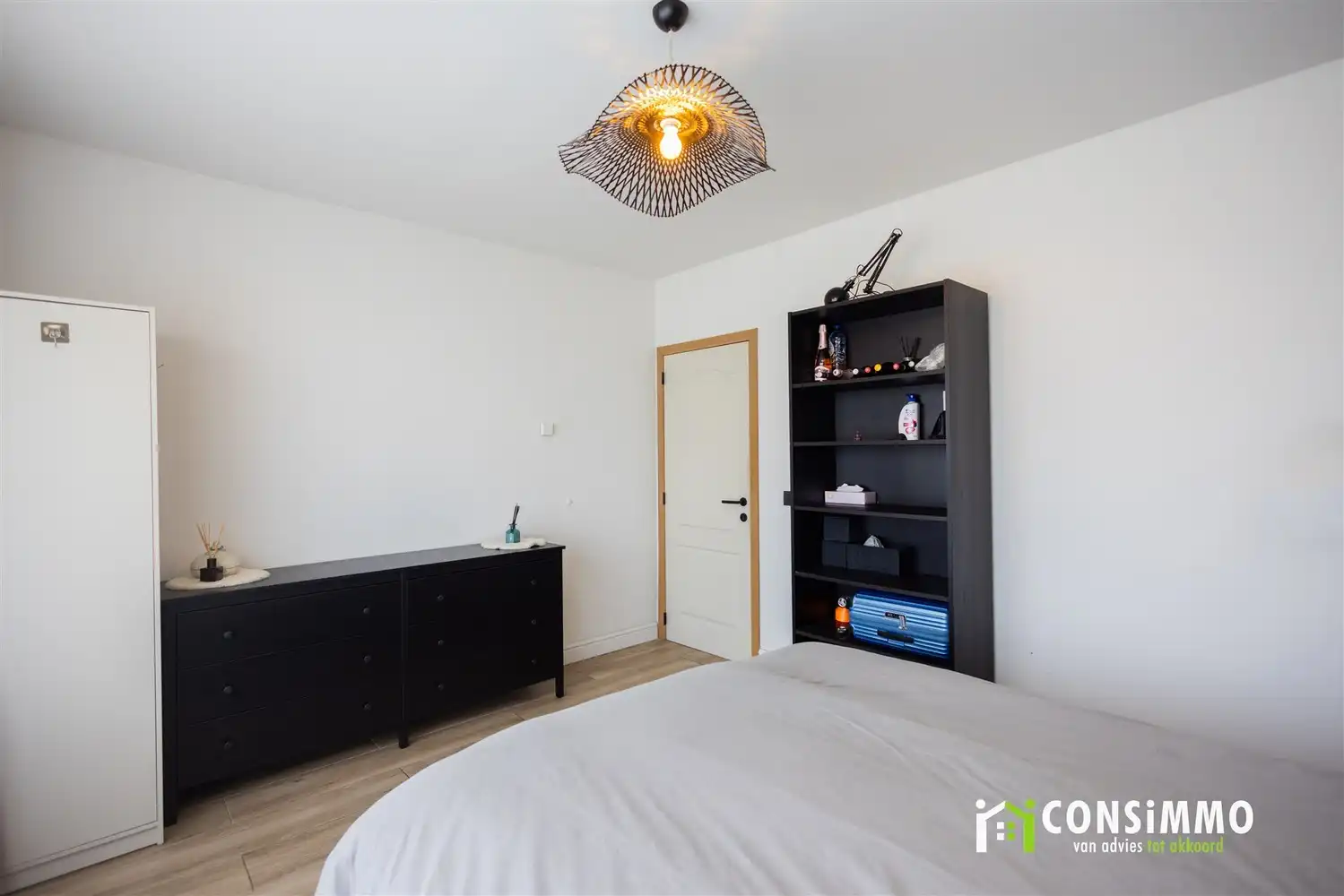 Ruim gerenoveerd appartement op de 19de verdieping met een adembenemend uitzicht over Genk foto 20