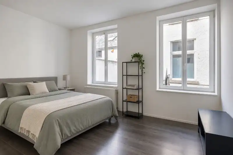 Ruim en lichtrijk 2-slaapkamerappartement in het centrum van Ronse foto 5