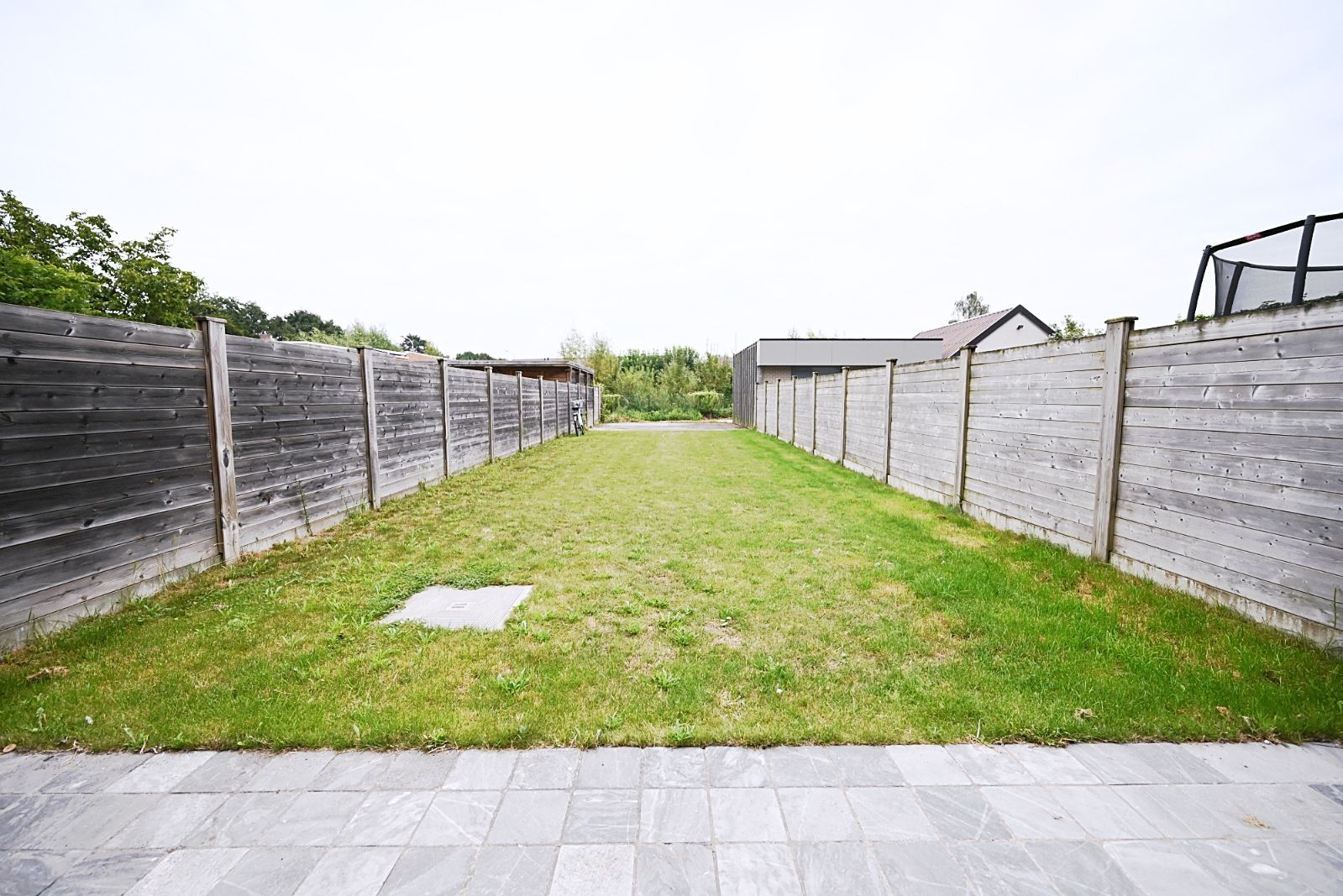 Ruime woning met 3 slaapkamers en uitweg foto 7