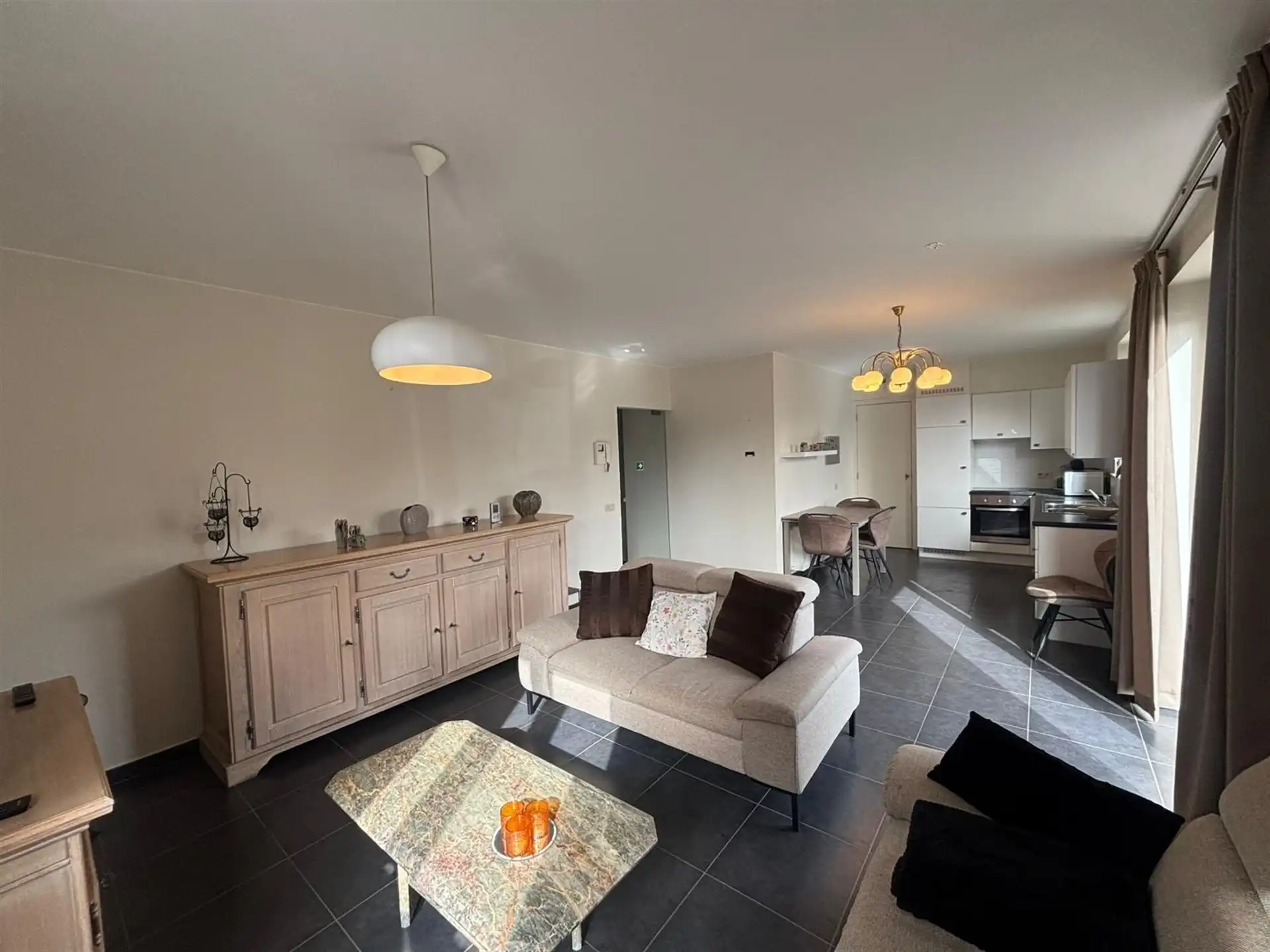 Appartement met tuin en private inkom! foto 5