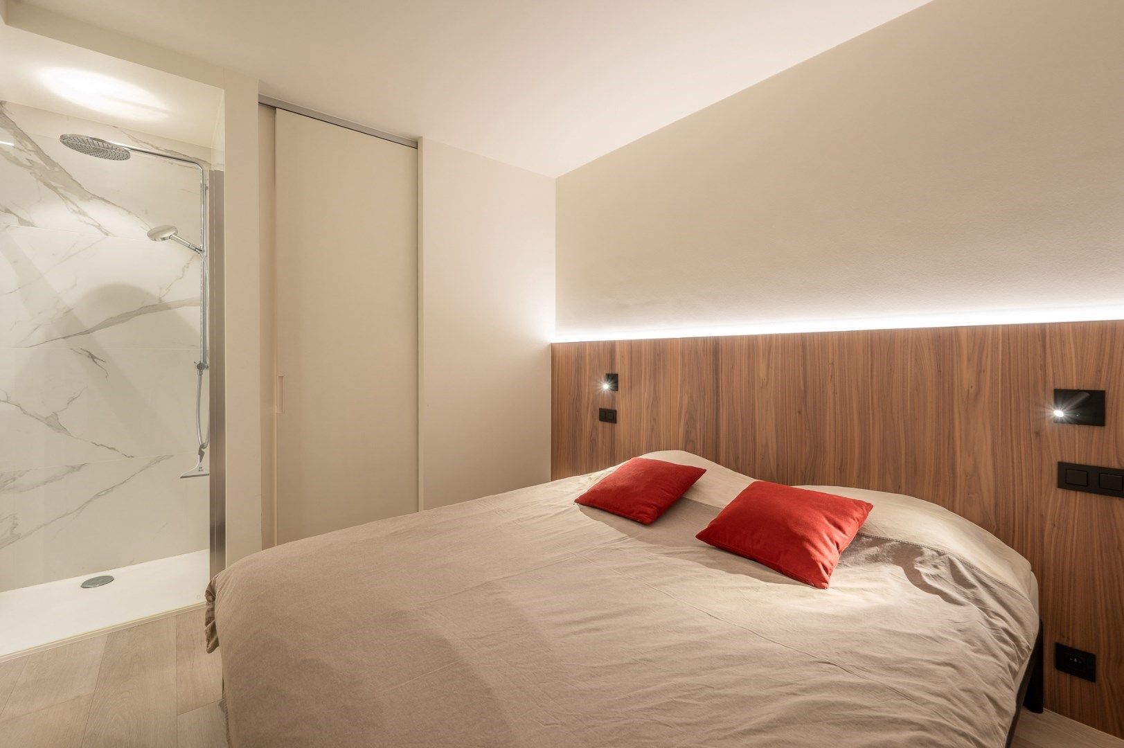 Gerenoveerd 1-slaapkamer appartement met zijdelings zeezicht in het Zoute foto 10