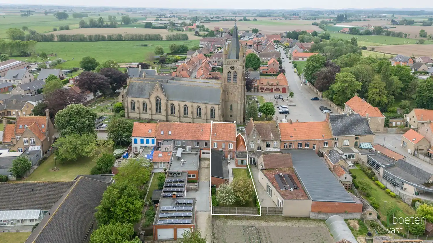 Reninge: eigendom met huidige handelsbestemming (café De Pollepel), eveneens geschikt voor woongebruik, op 444m² grondopp. foto 26