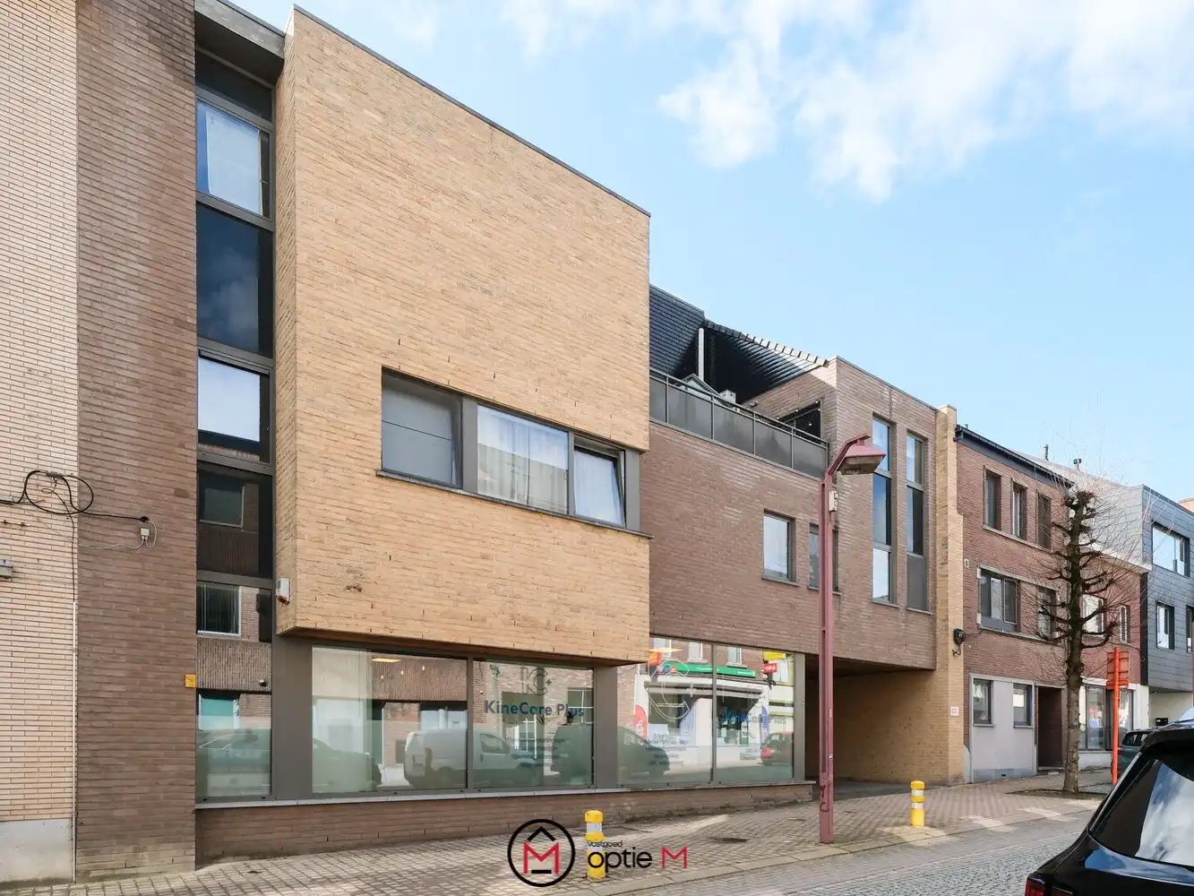 Ruim appartement in Bilzen-Hoeselt met parkeerplaats foto {{pictureIndex}}