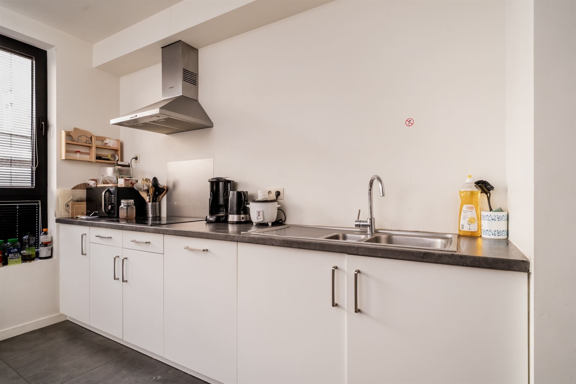 Prachtig, recent 3 slaapkamer duplex appartement met private tuin van 50m² foto 14