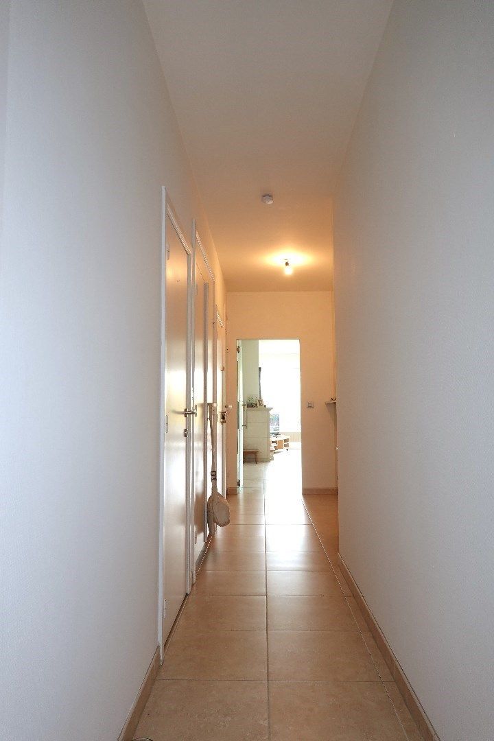 Instapklaar Appartement met 2 slaapkamers en garagebox foto 11