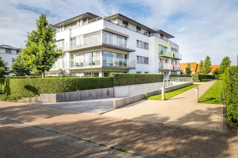 Domein "ELZENHOF" foto 9