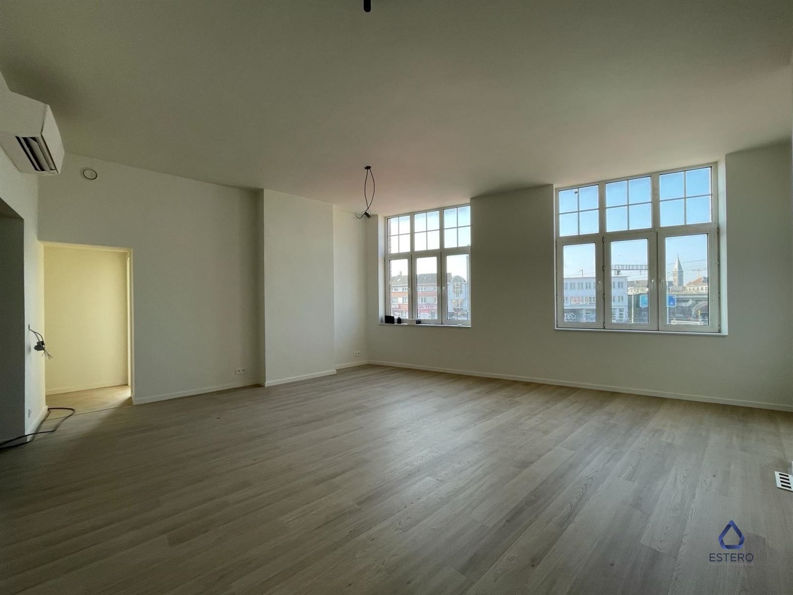 Gerenoveerd appartement op tolocatie foto 3