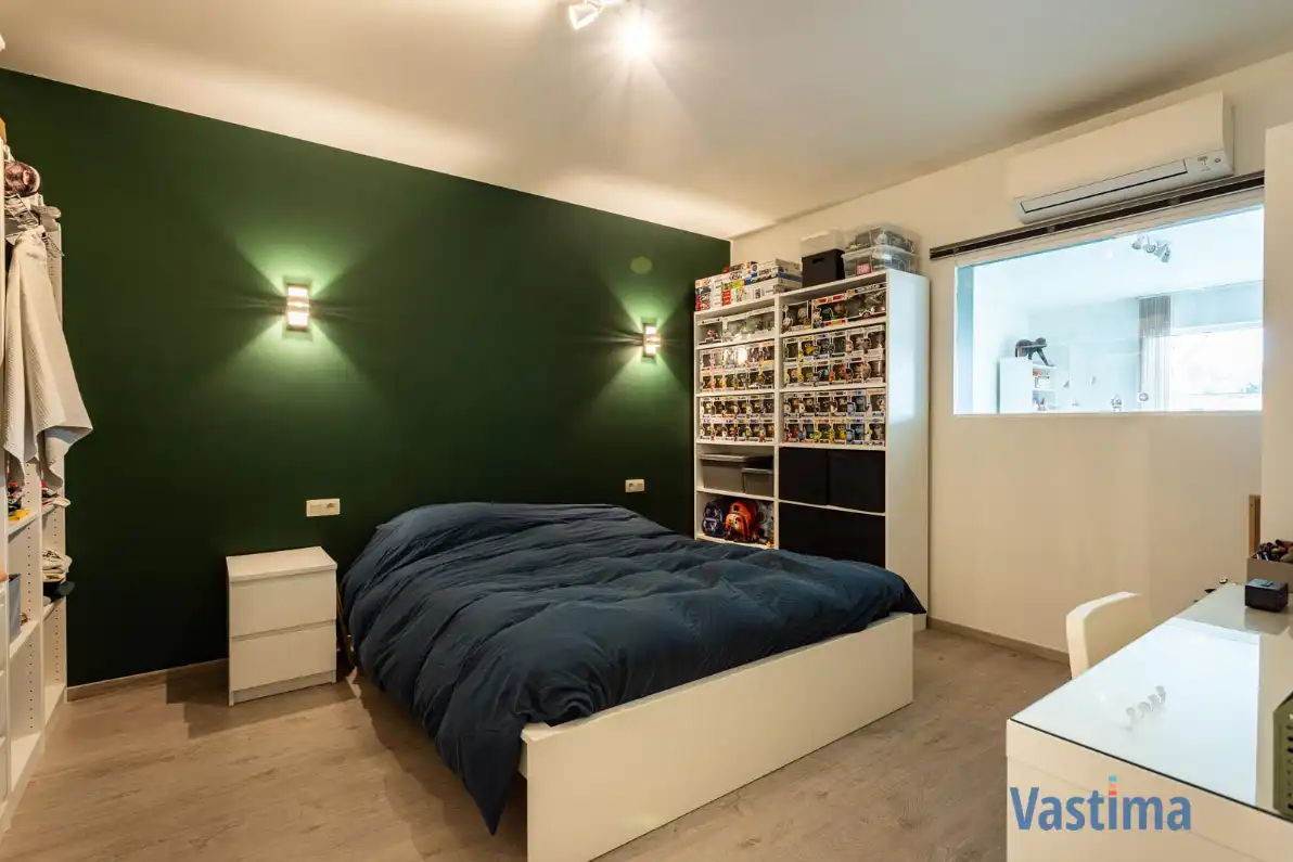 Instapklaar appartement met royaal terras en staanplaats foto 13