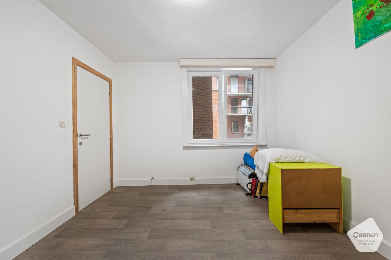 Te renoveren twee slaapkamer appartement vlakbij het strand foto 8