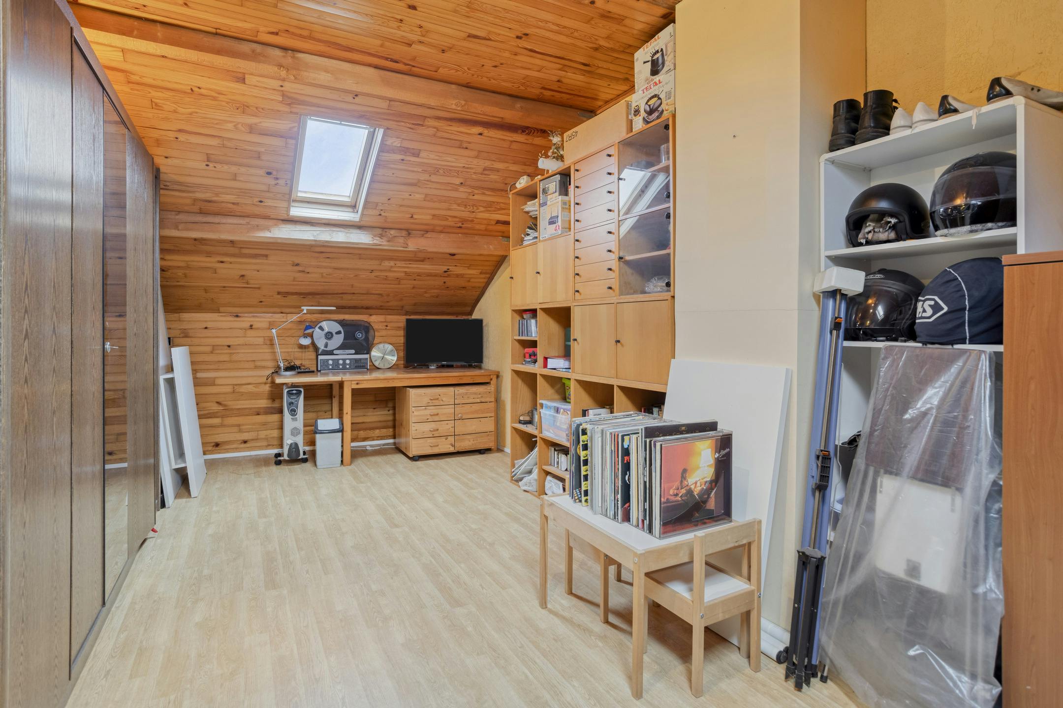 Gezellig huis te koop met garage in Merksem foto 21