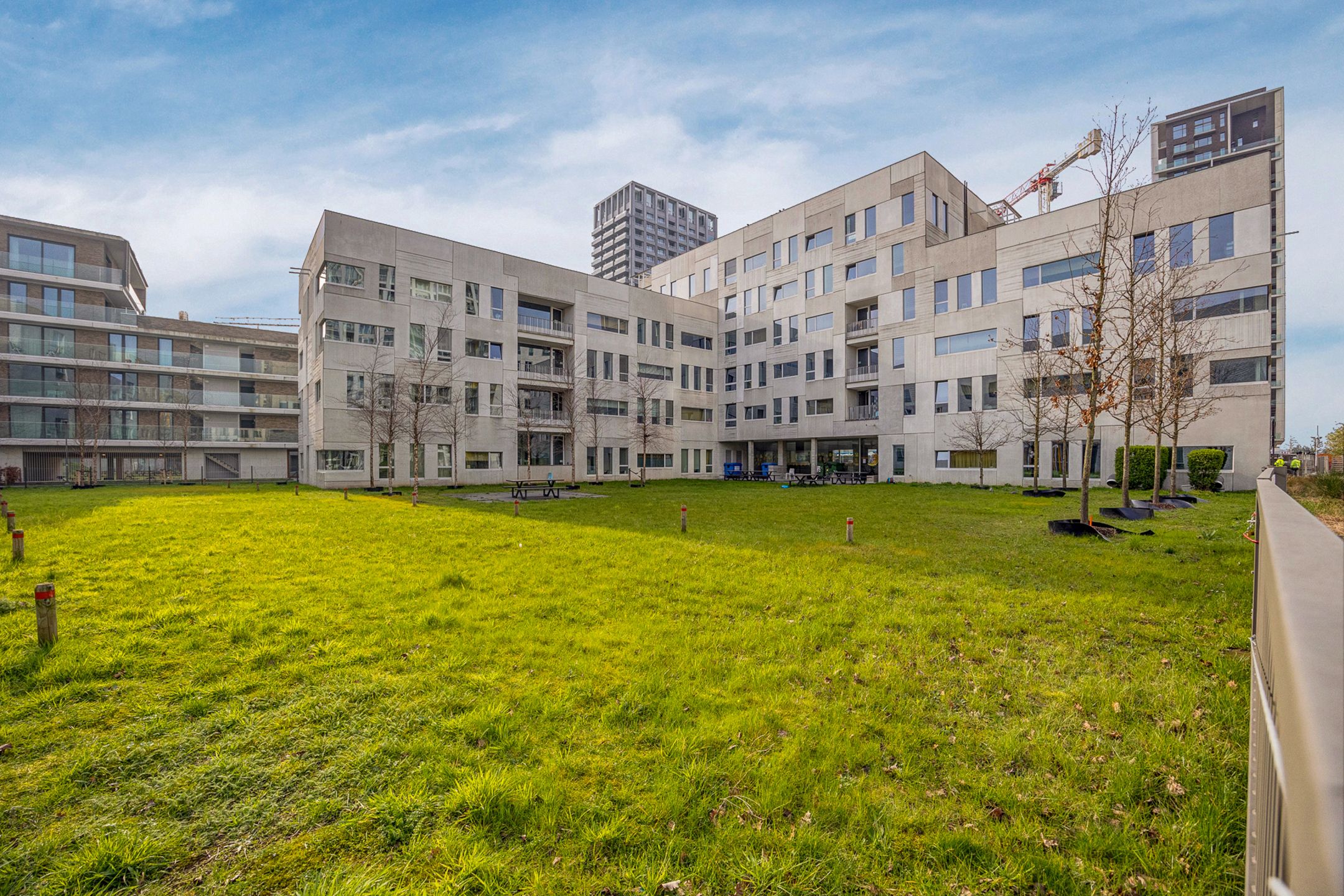 Gemeubelde studio op nieuw zuid foto 8