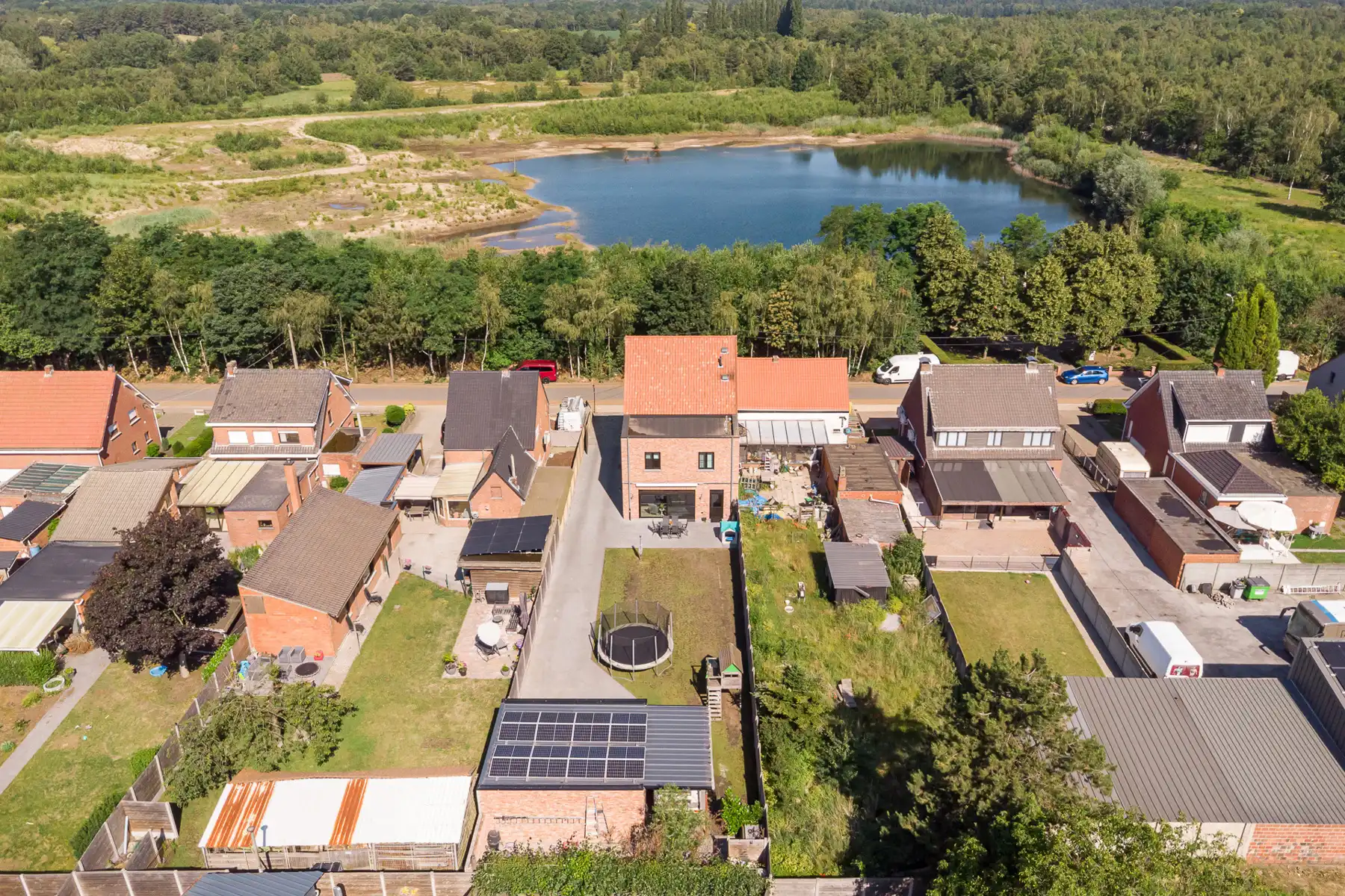 Recente BEN-woning met 4 slks en dubbele garage op gunstige ligging foto 31