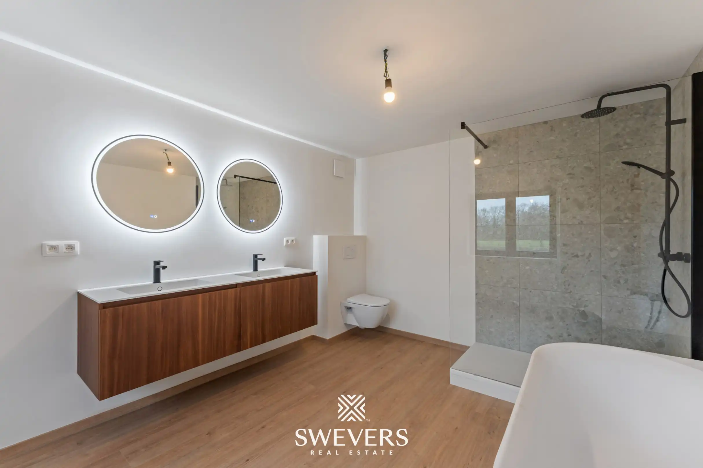 Exclusief wonen (253 m²) in een volledig gerenoveerde open bebouwing te Zonhoven (aankoop aan 2% mogelijk) foto 24