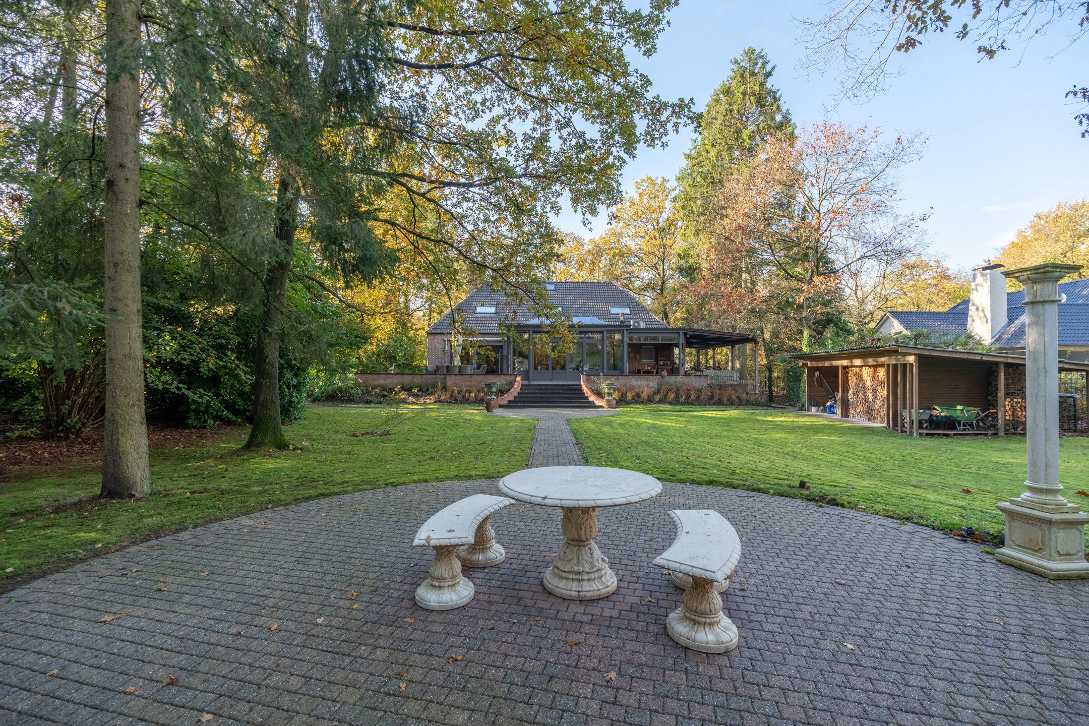 Prachtige villa op een perceel van 2.633m² foto 20