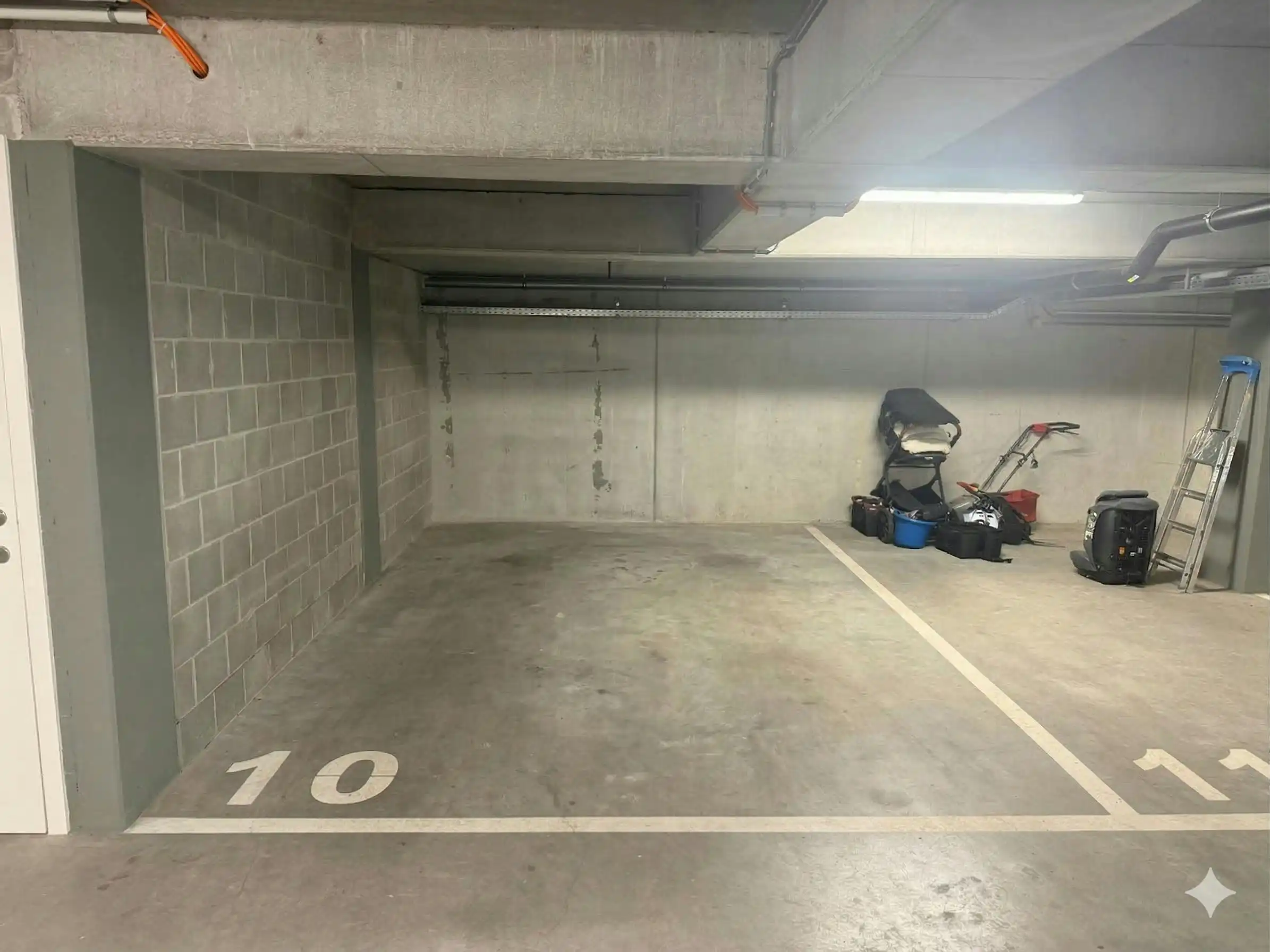 Ondergrondse staanplaats te koop in Olsene foto {{pictureIndex}}