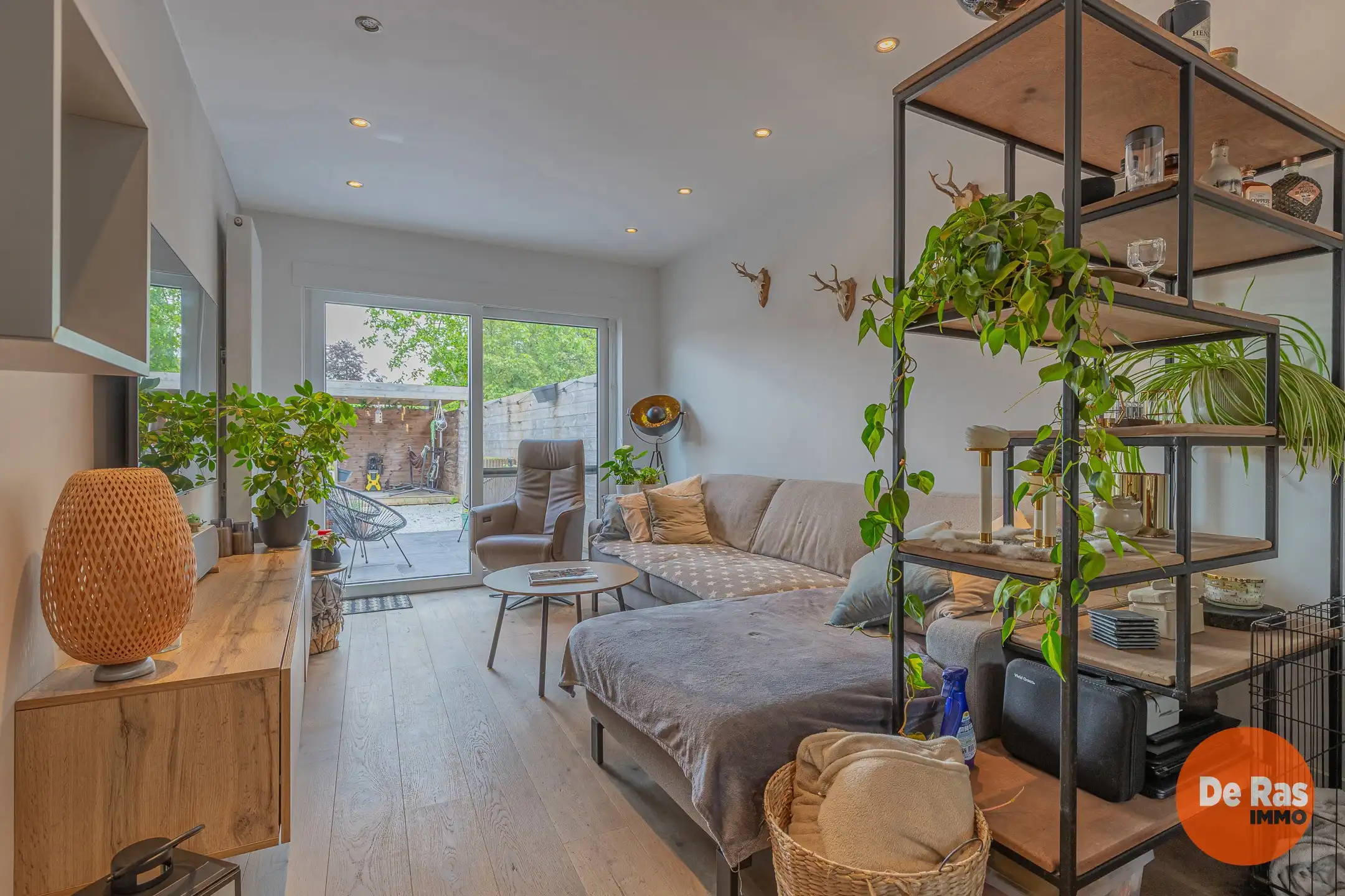 BERLARE - Stijlvolle woning met zuid gerichte tuin foto 8