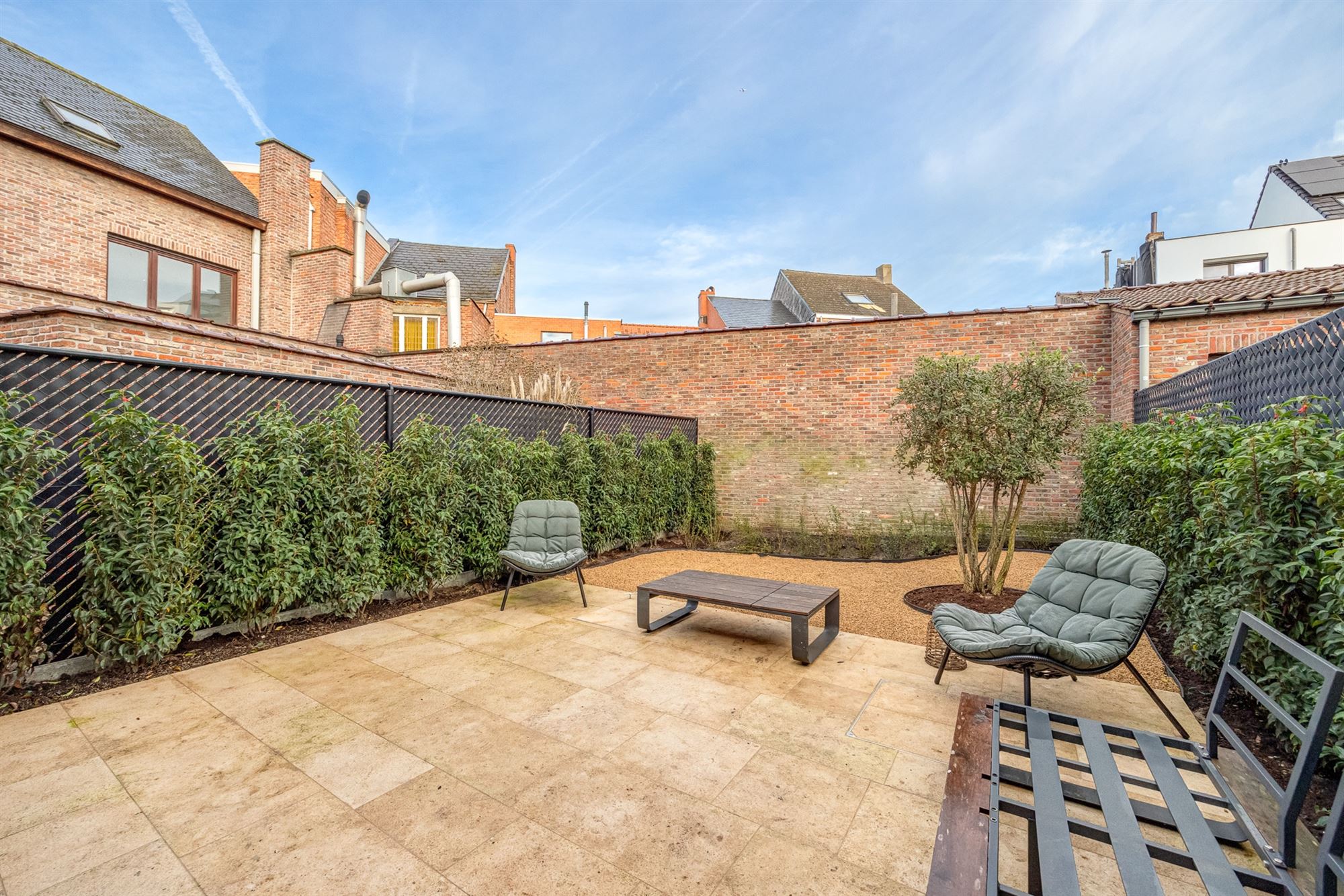 Nieuwbouwwoning met vier slaapkamers en tuin foto 27